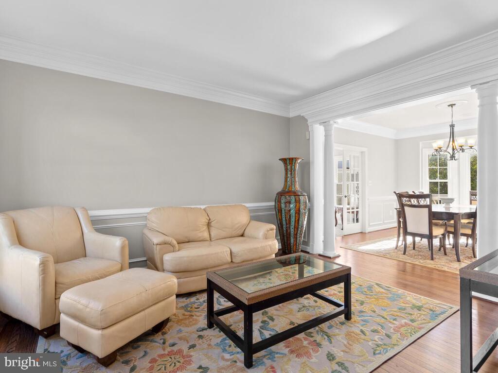 JAMES CREEK - Residential