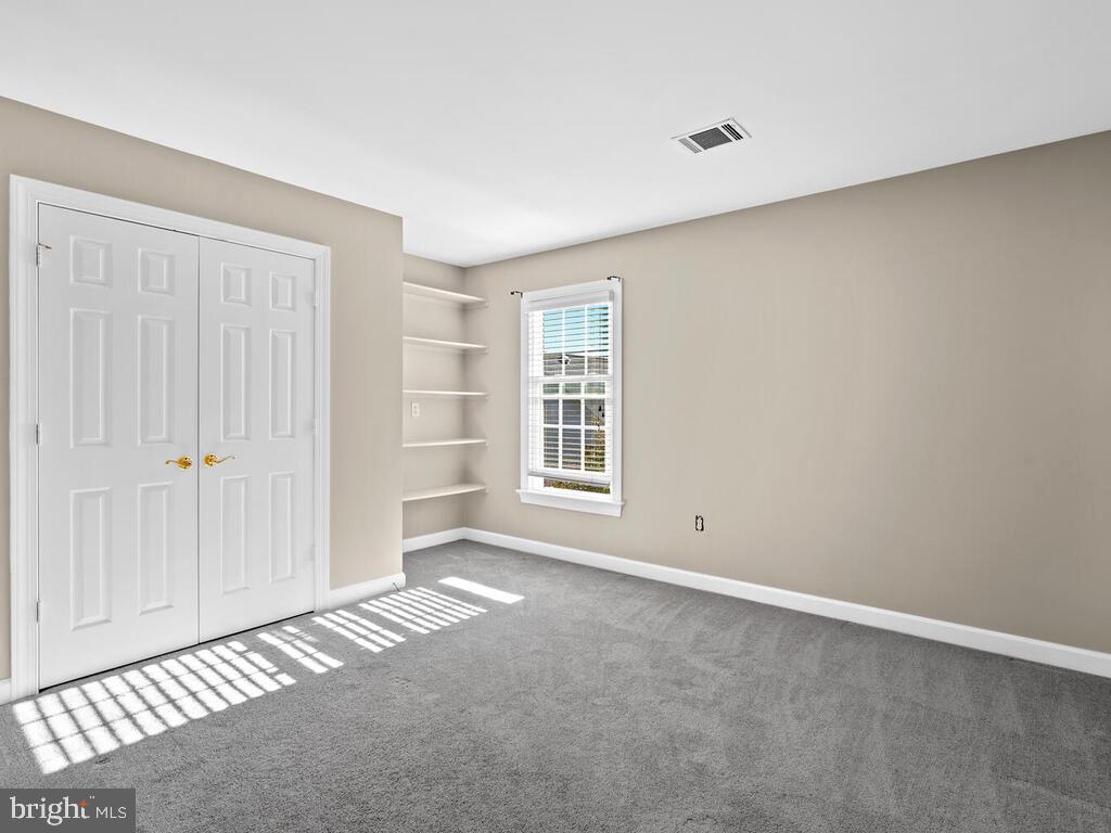 JAMES CREEK - Residential