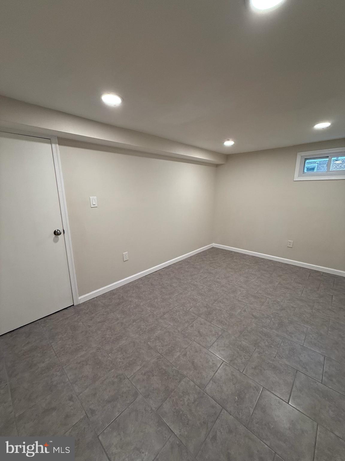 MAYFAIR - Residential