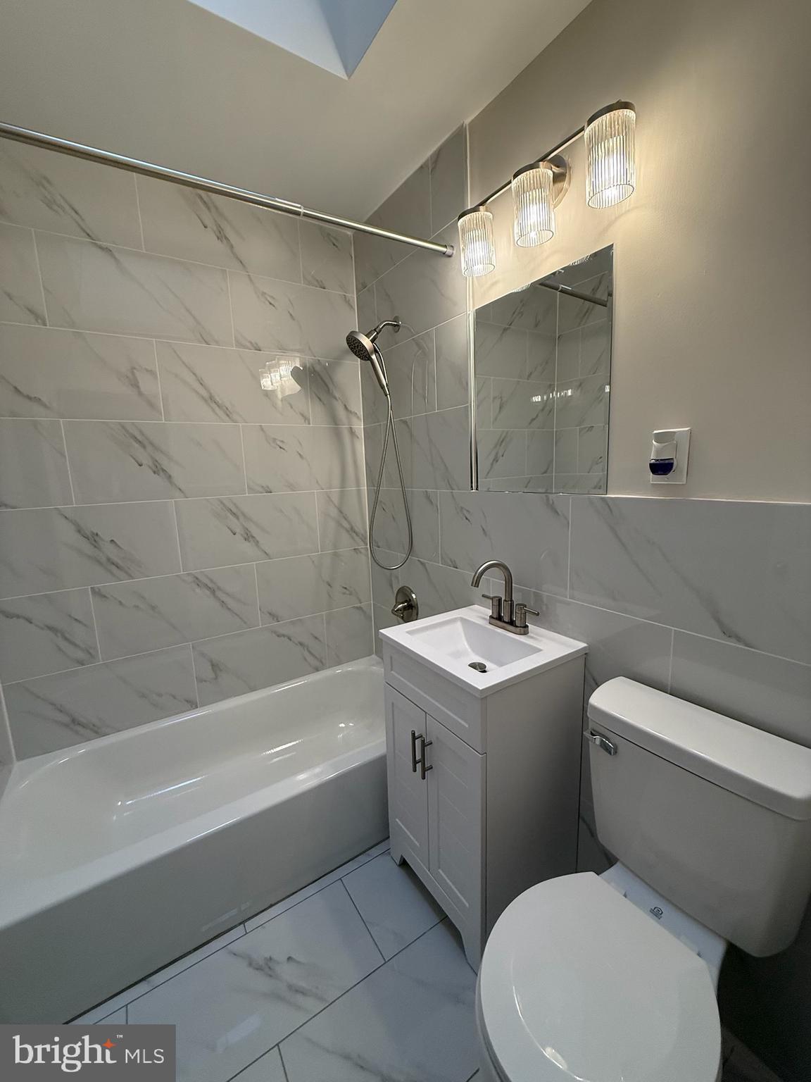 MAYFAIR - Residential