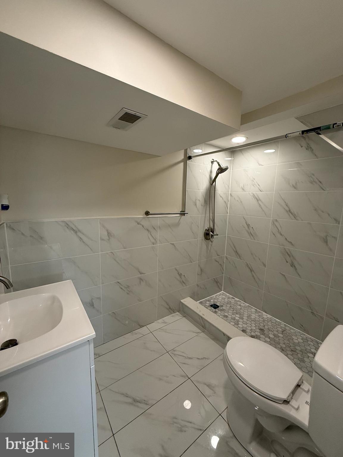 MAYFAIR - Residential