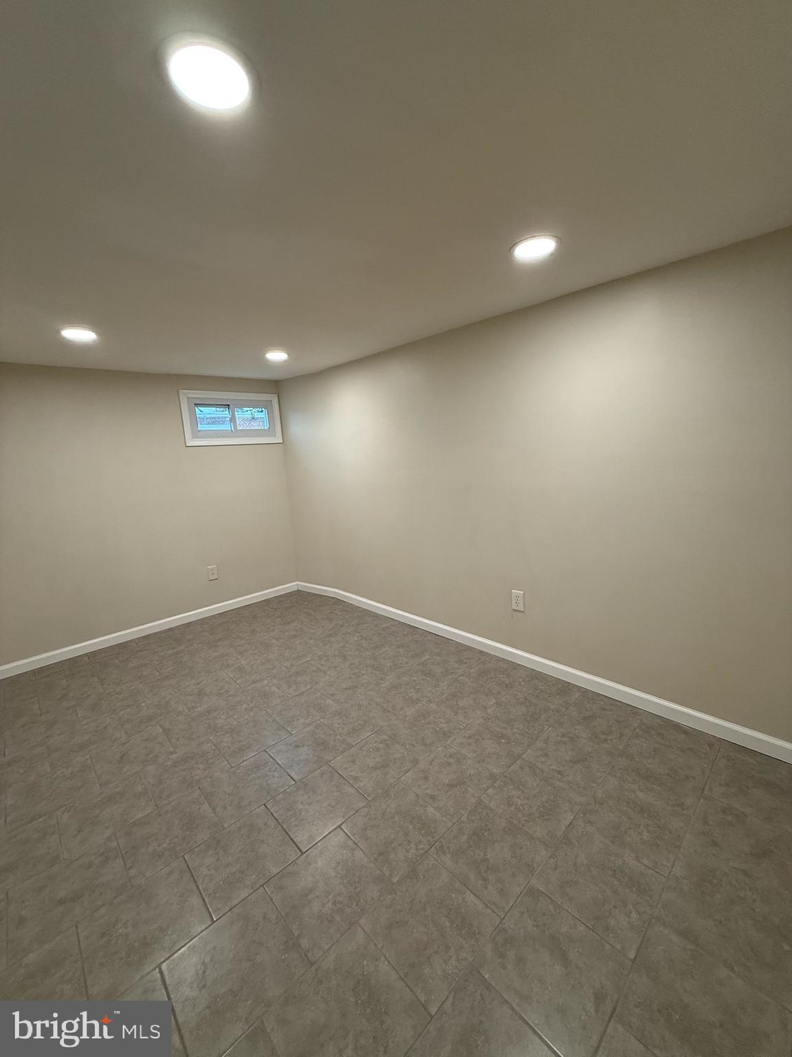 MAYFAIR - Residential