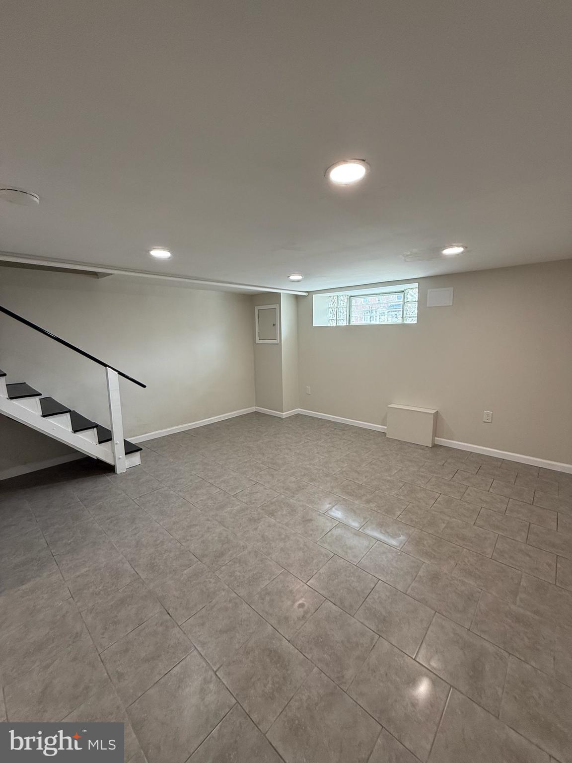 MAYFAIR - Residential