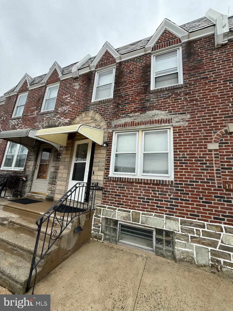 MAYFAIR - Residential