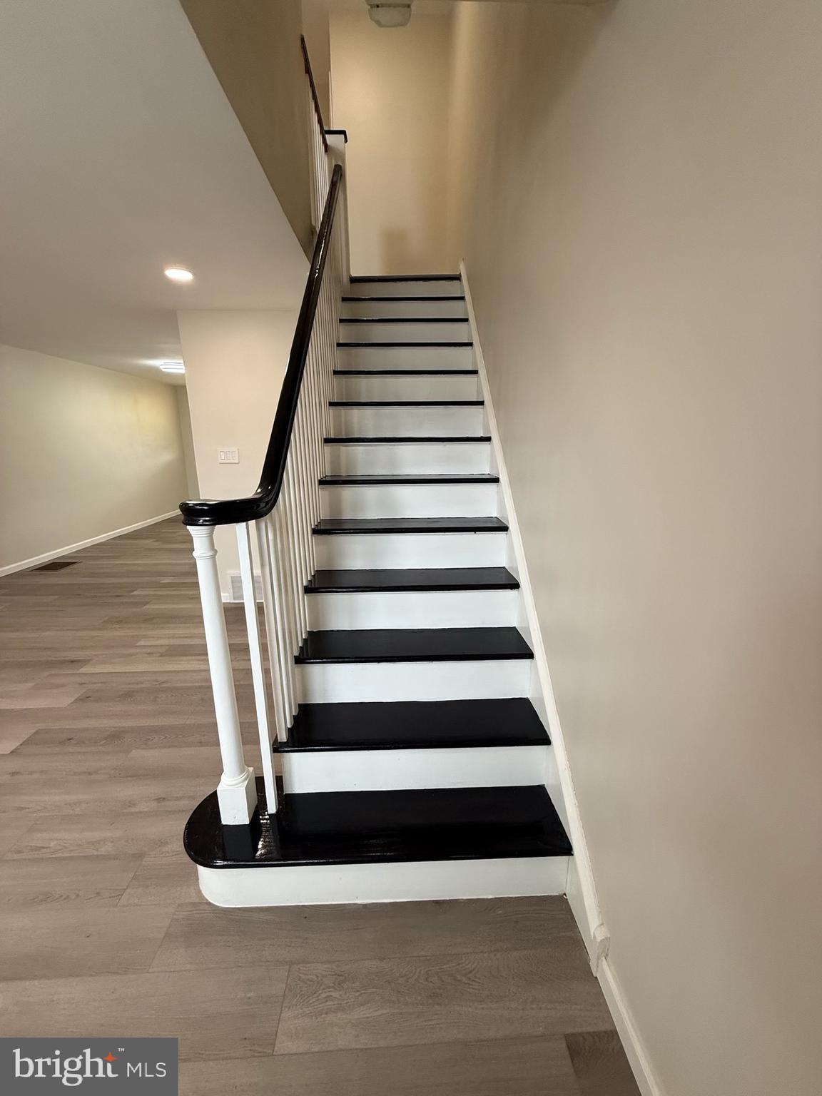 MAYFAIR - Residential