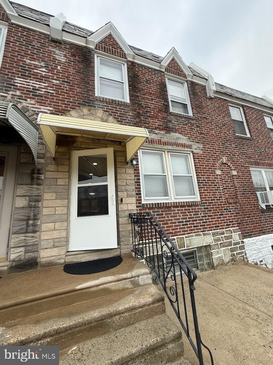 MAYFAIR - Residential