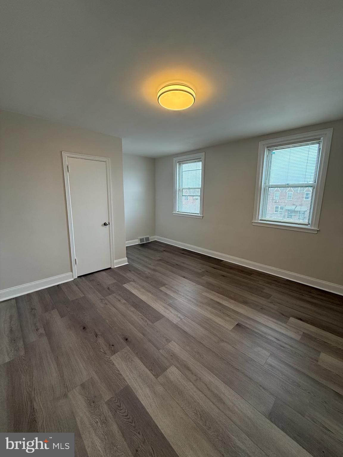 MAYFAIR - Residential