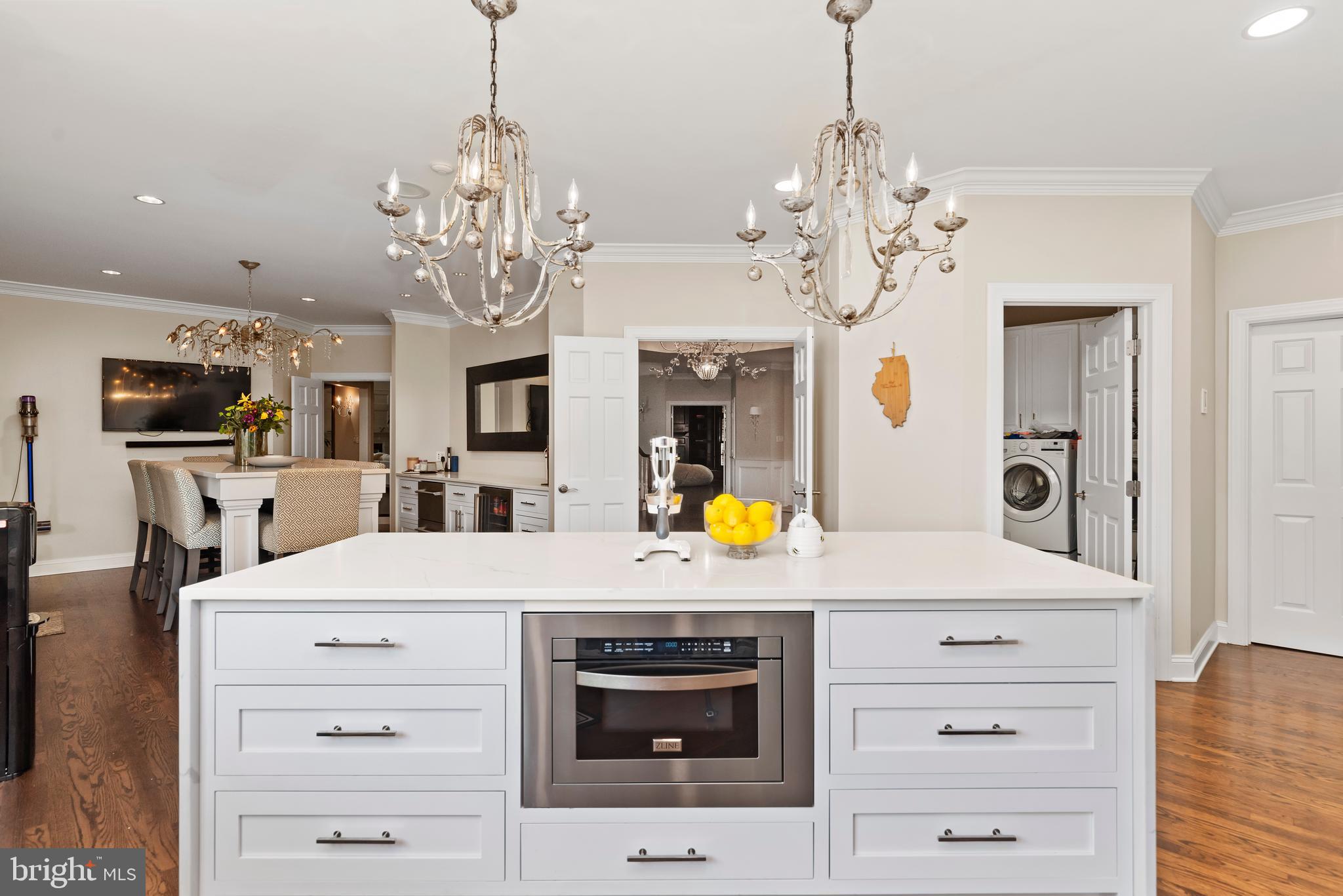 WHITE OAKS - Residential