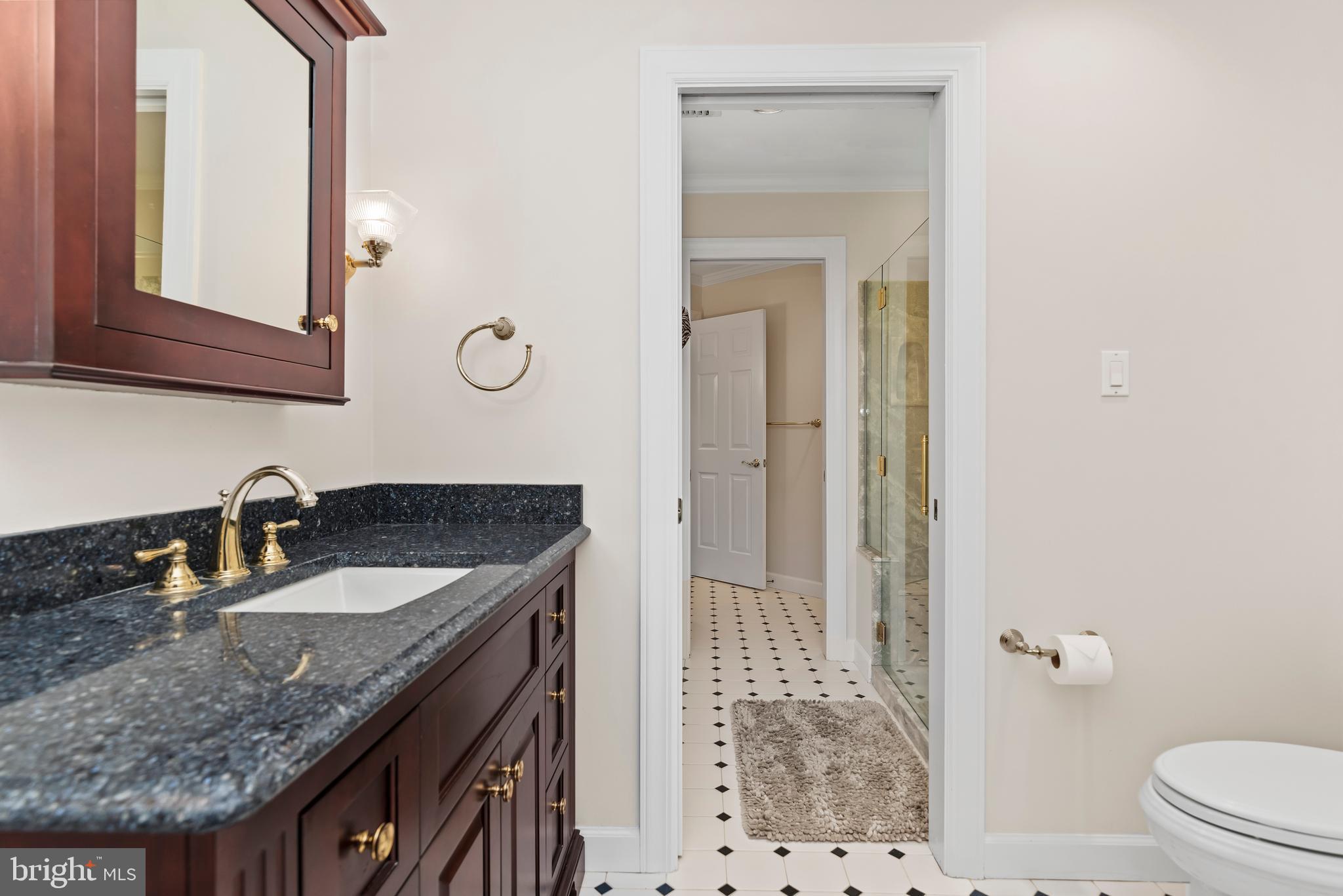 WHITE OAKS - Residential