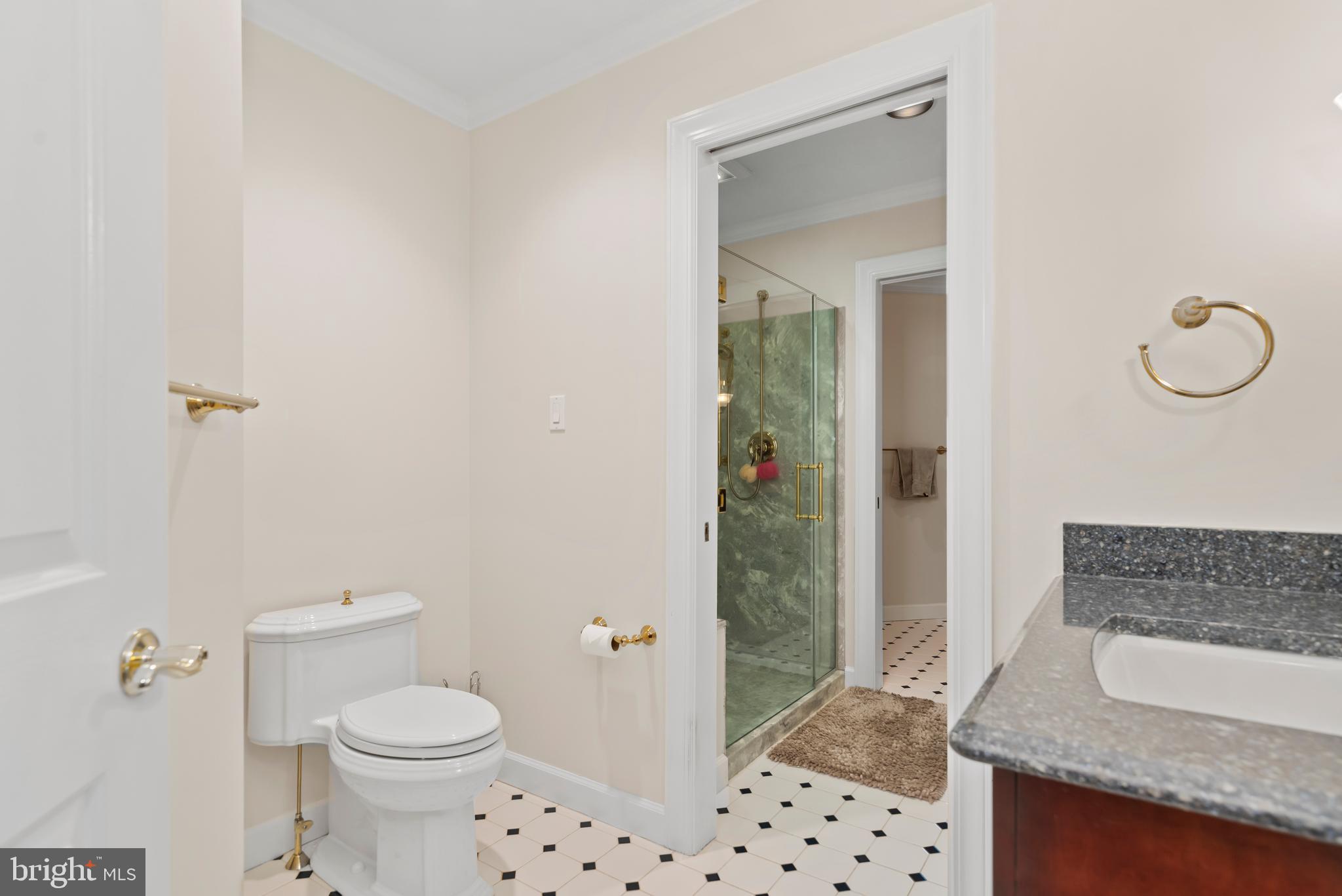 WHITE OAKS - Residential