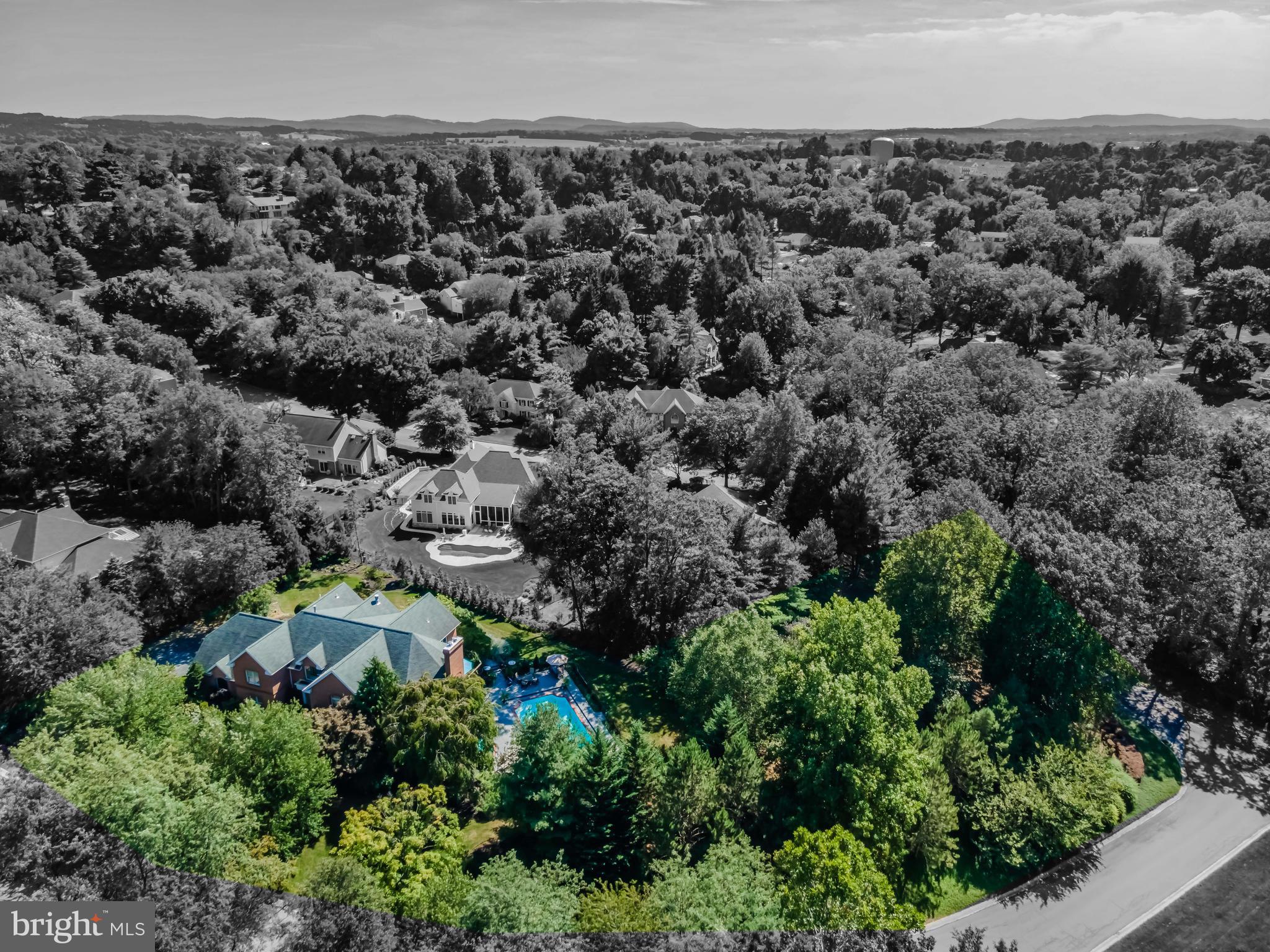 WHITE OAKS - Residential