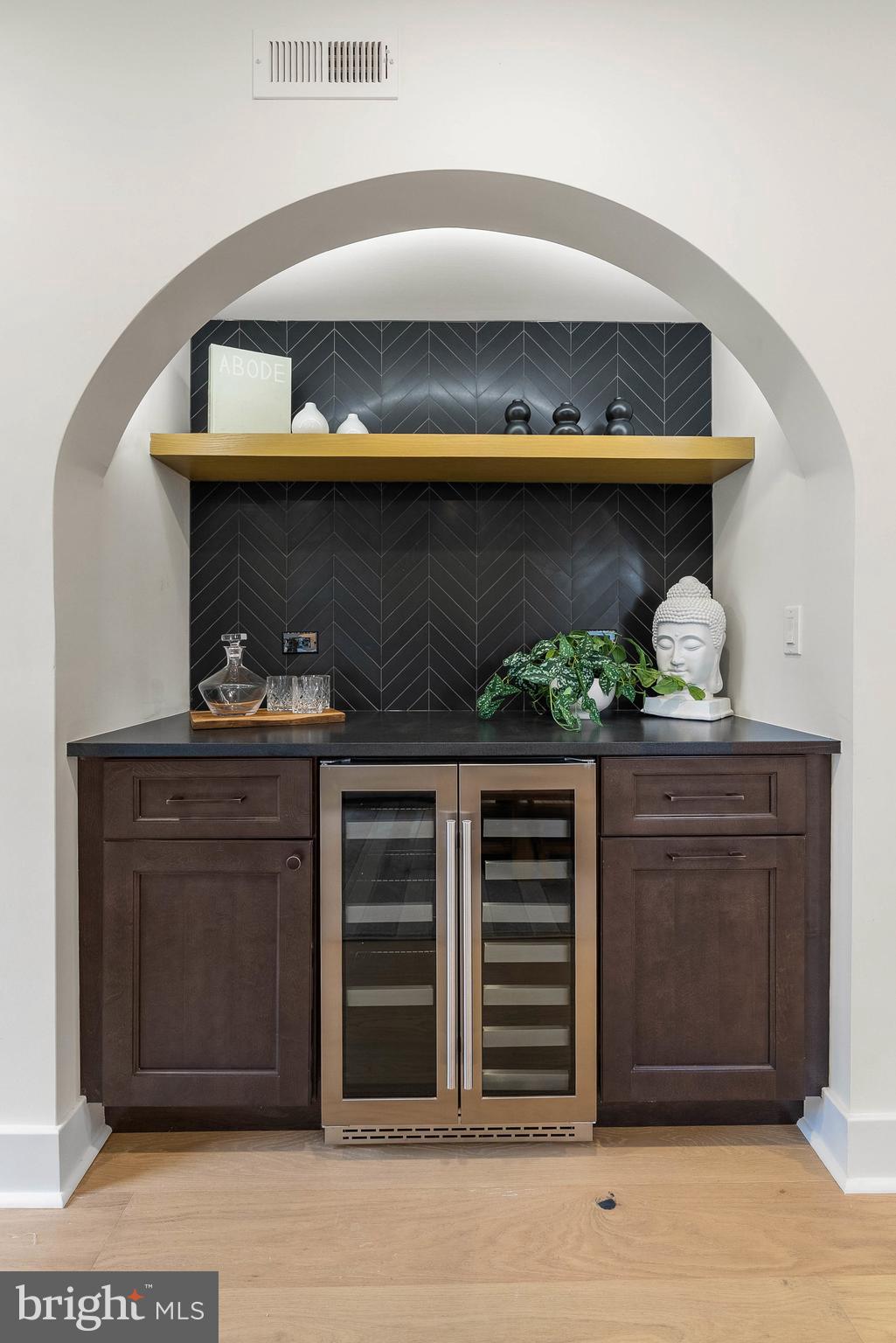 OAKMONT - Residential