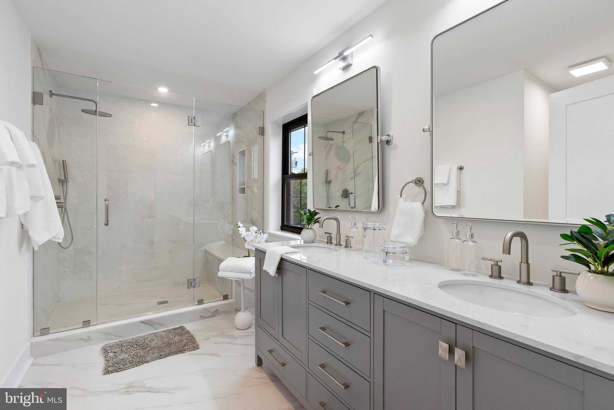 OAKMONT - Residential