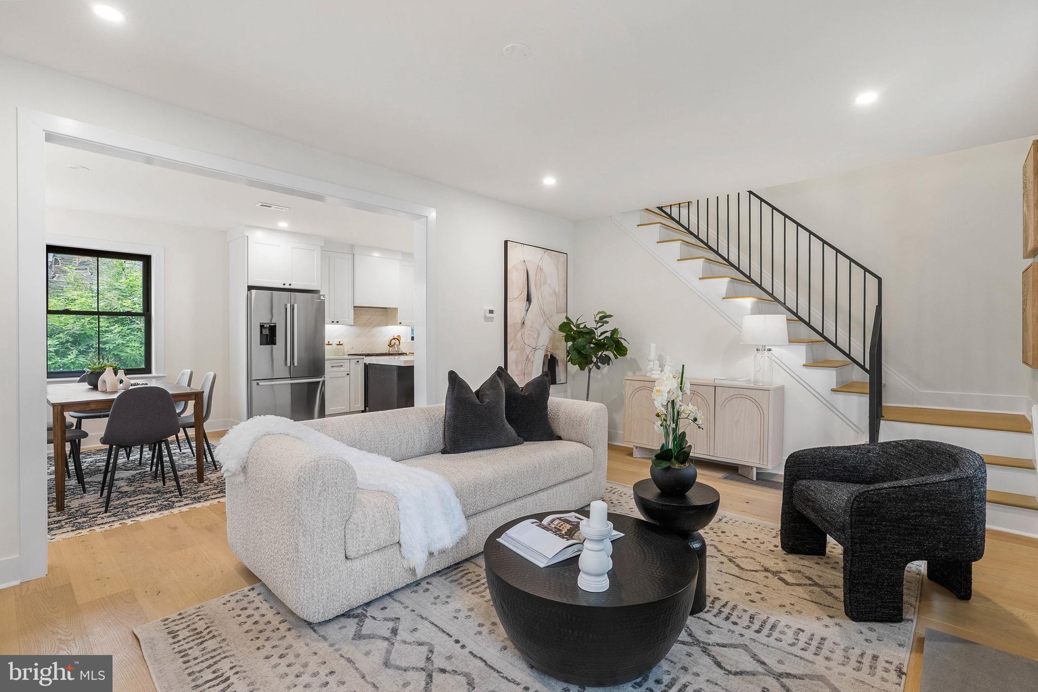 OAKMONT - Residential