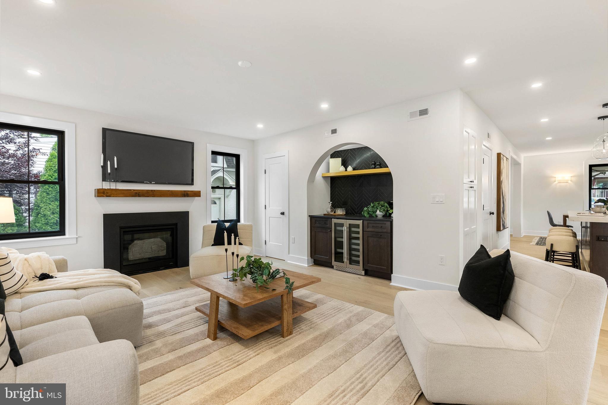 OAKMONT - Residential