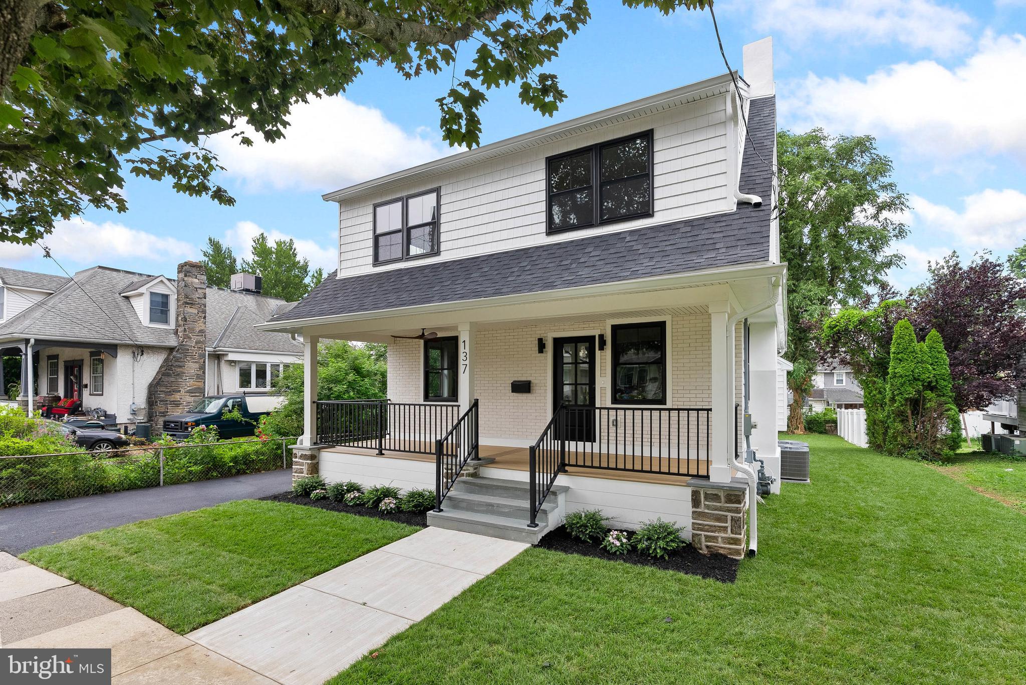 OAKMONT - Residential