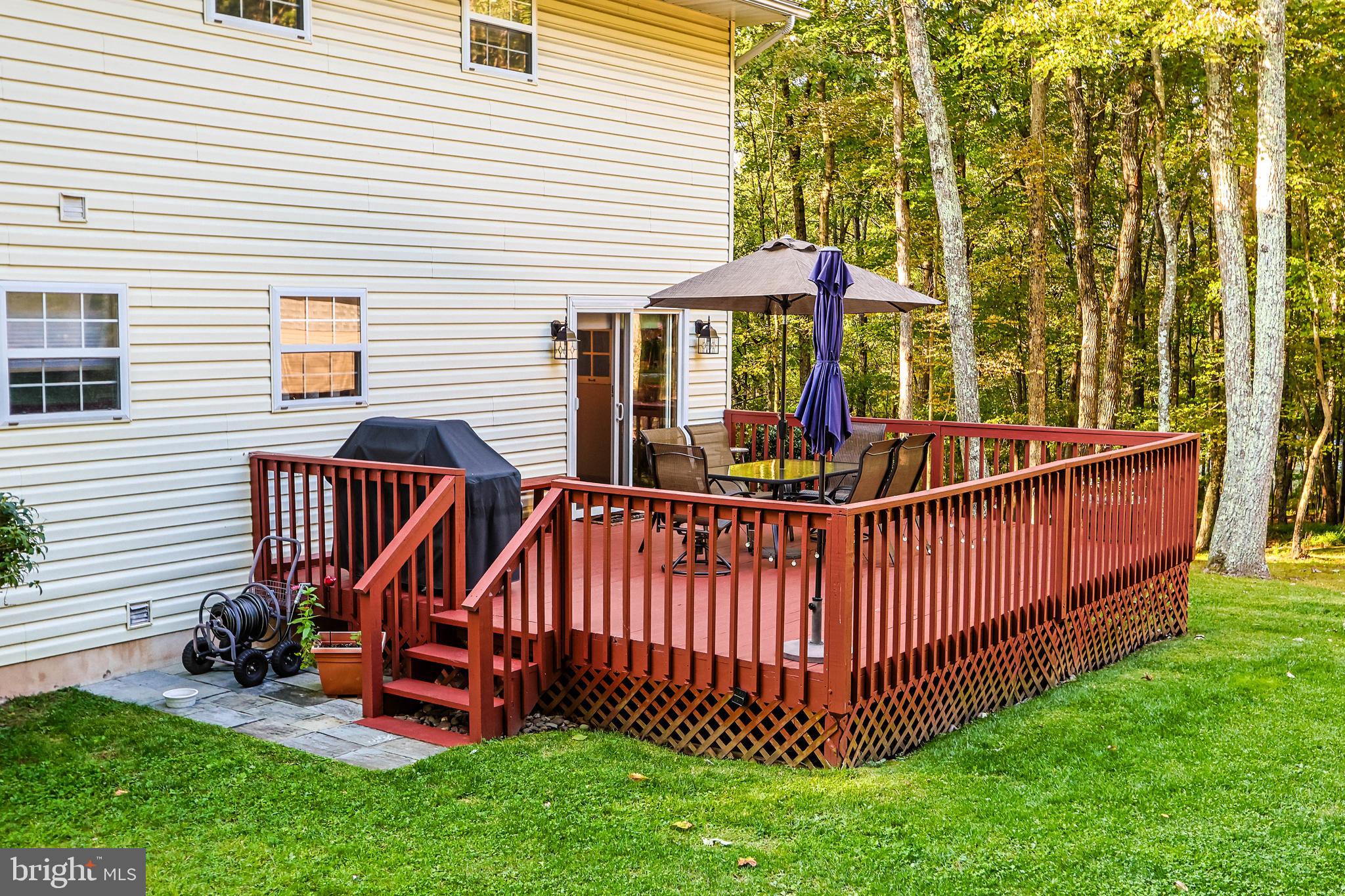 COUNTRY TERRACE ACRES - Residential