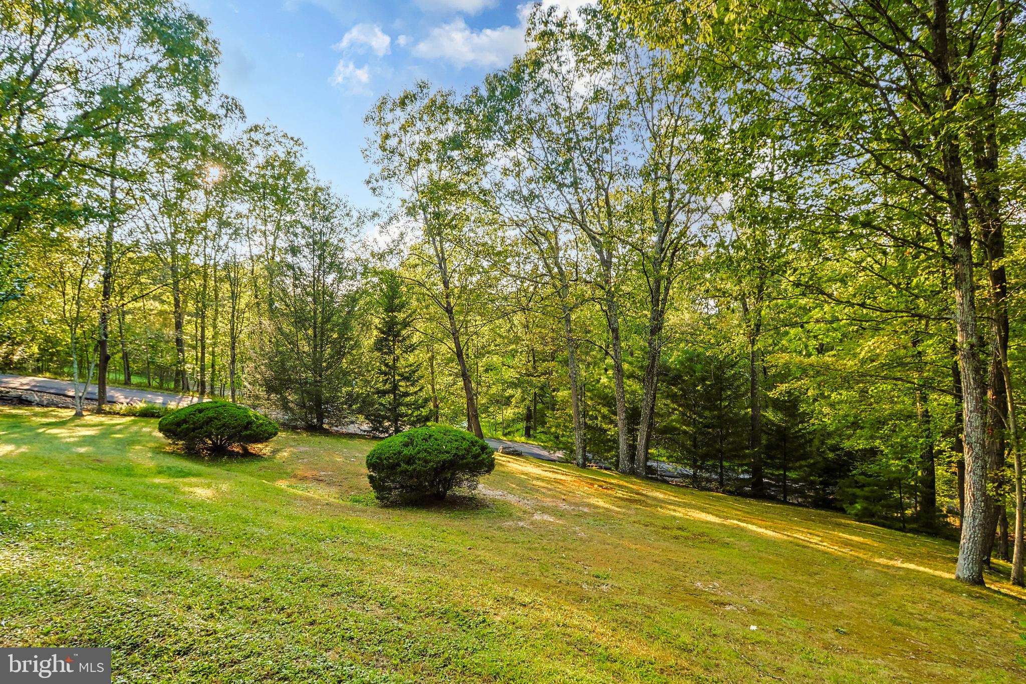 COUNTRY TERRACE ACRES - Residential