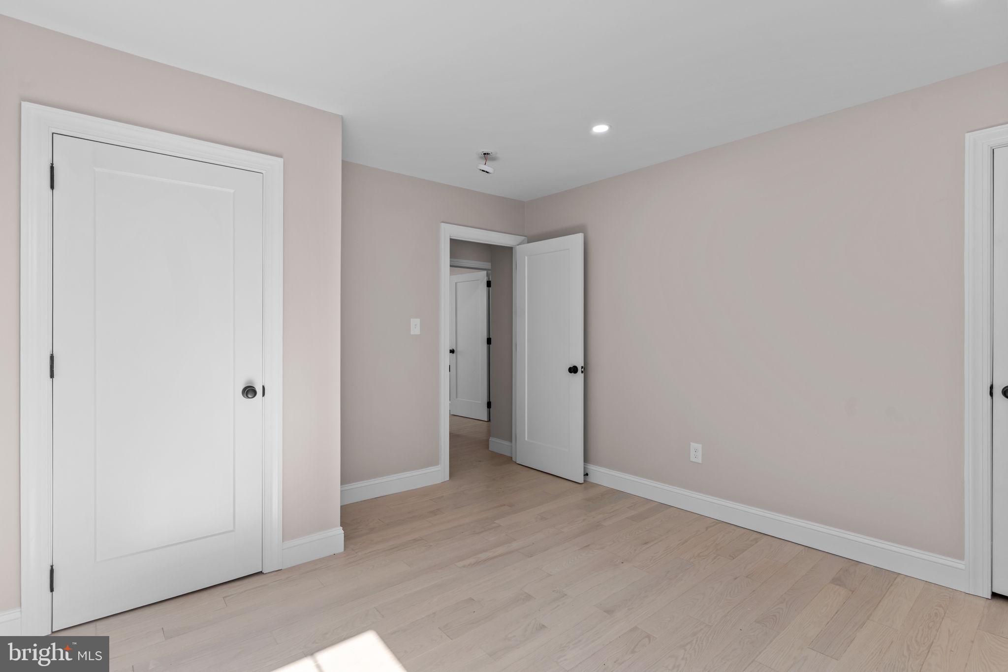 GRADUATE HOSPITAL - Residential