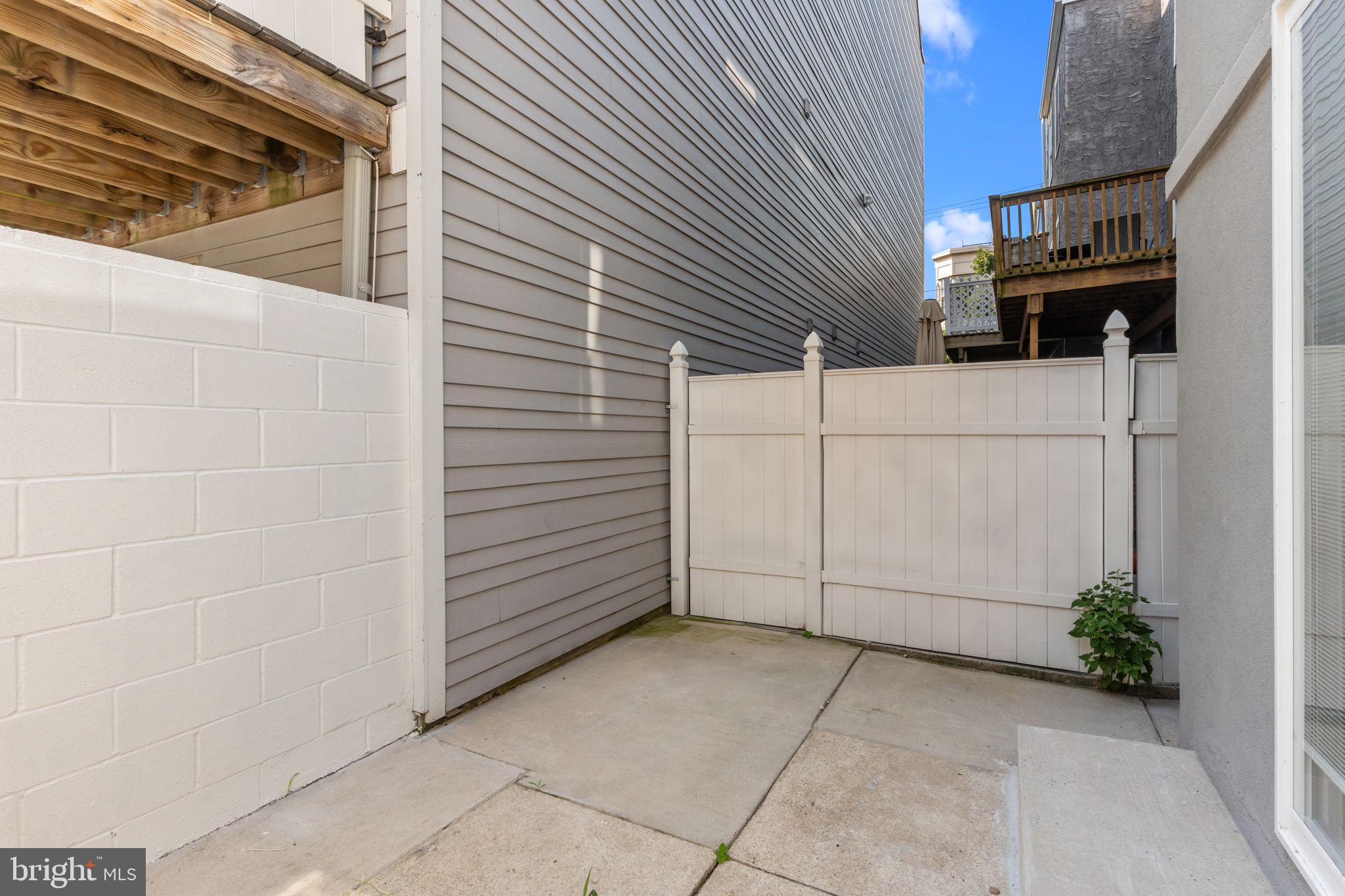 GRADUATE HOSPITAL - Residential