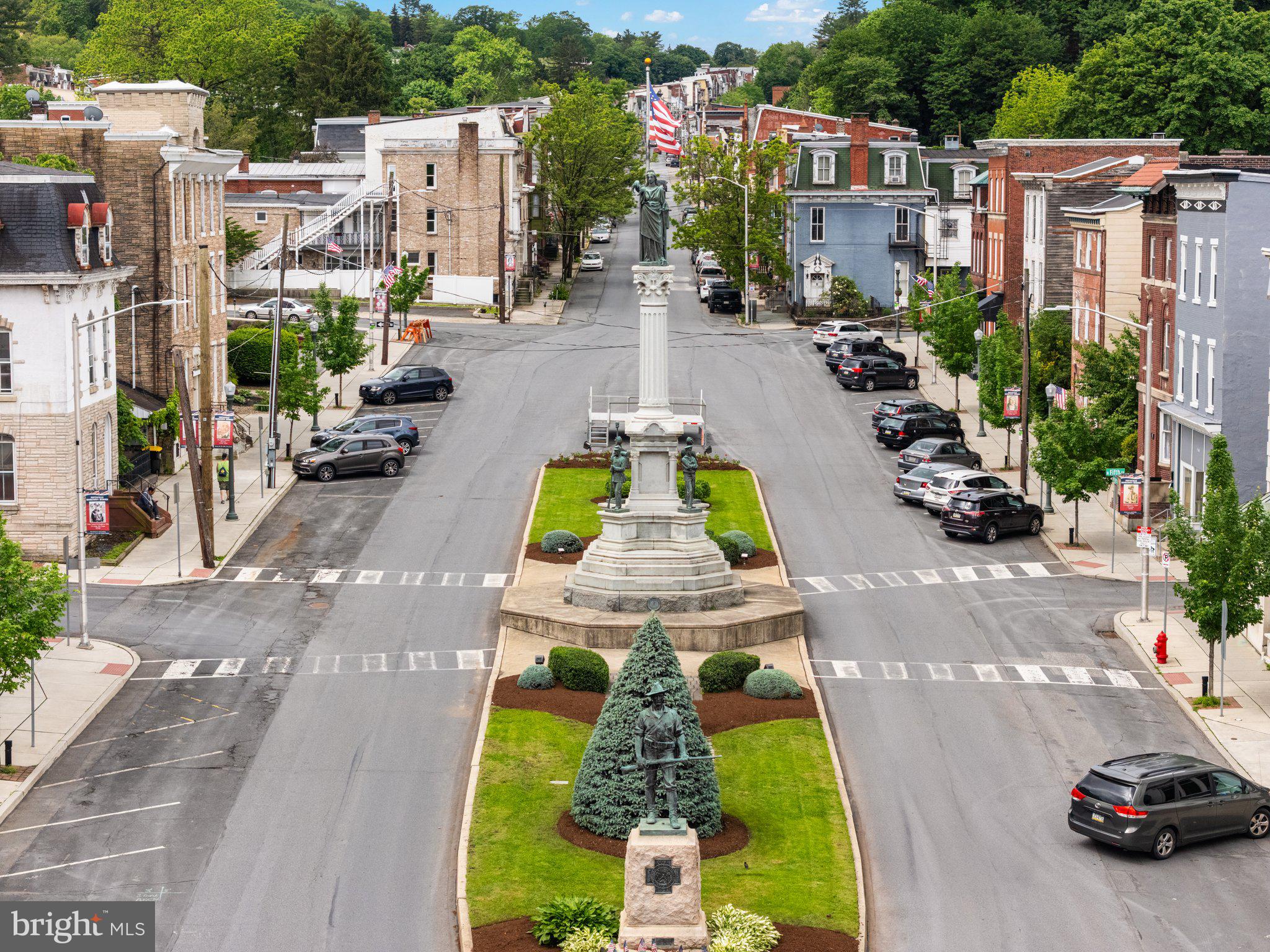 GARFIELD SQUARE - Residential