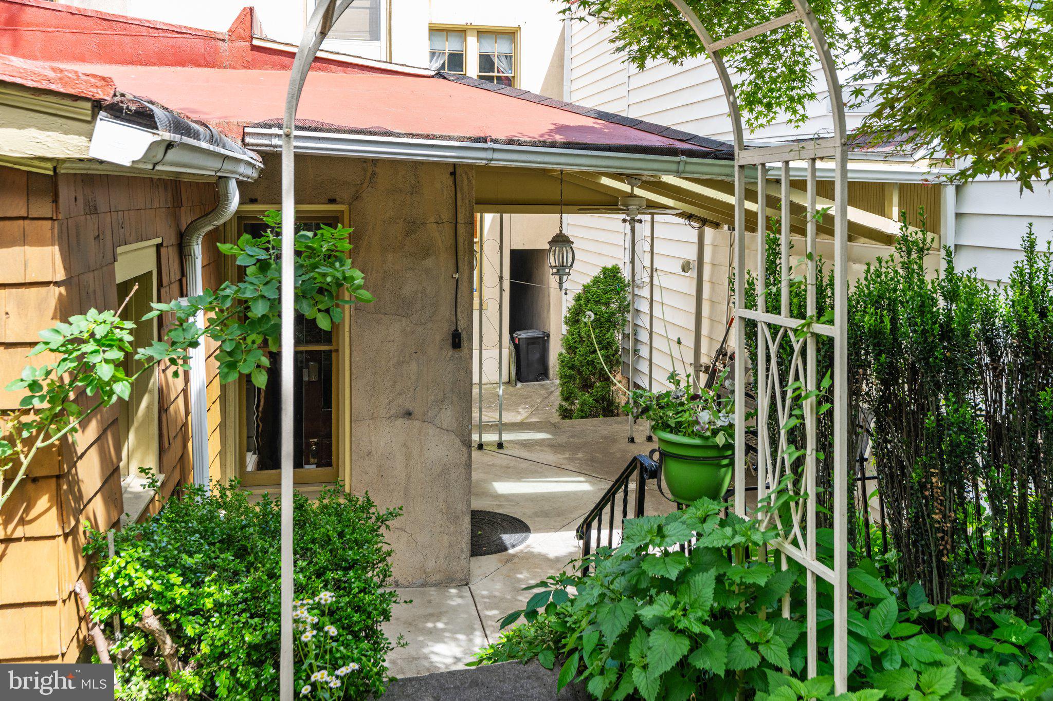 GARFIELD SQUARE - Residential