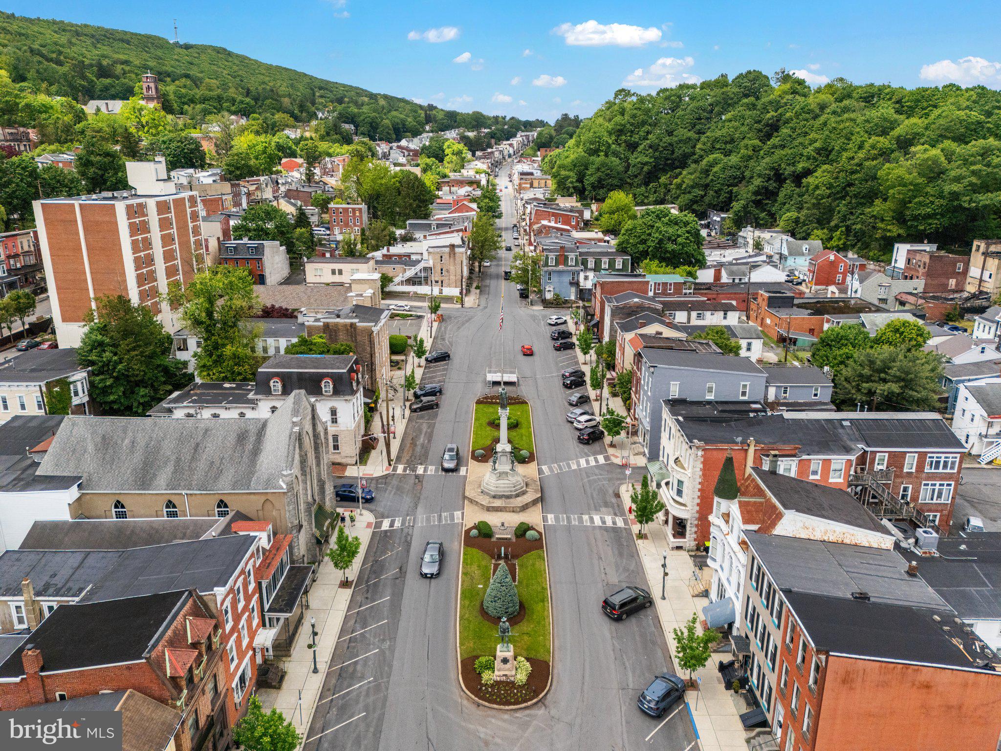 GARFIELD SQUARE - Residential