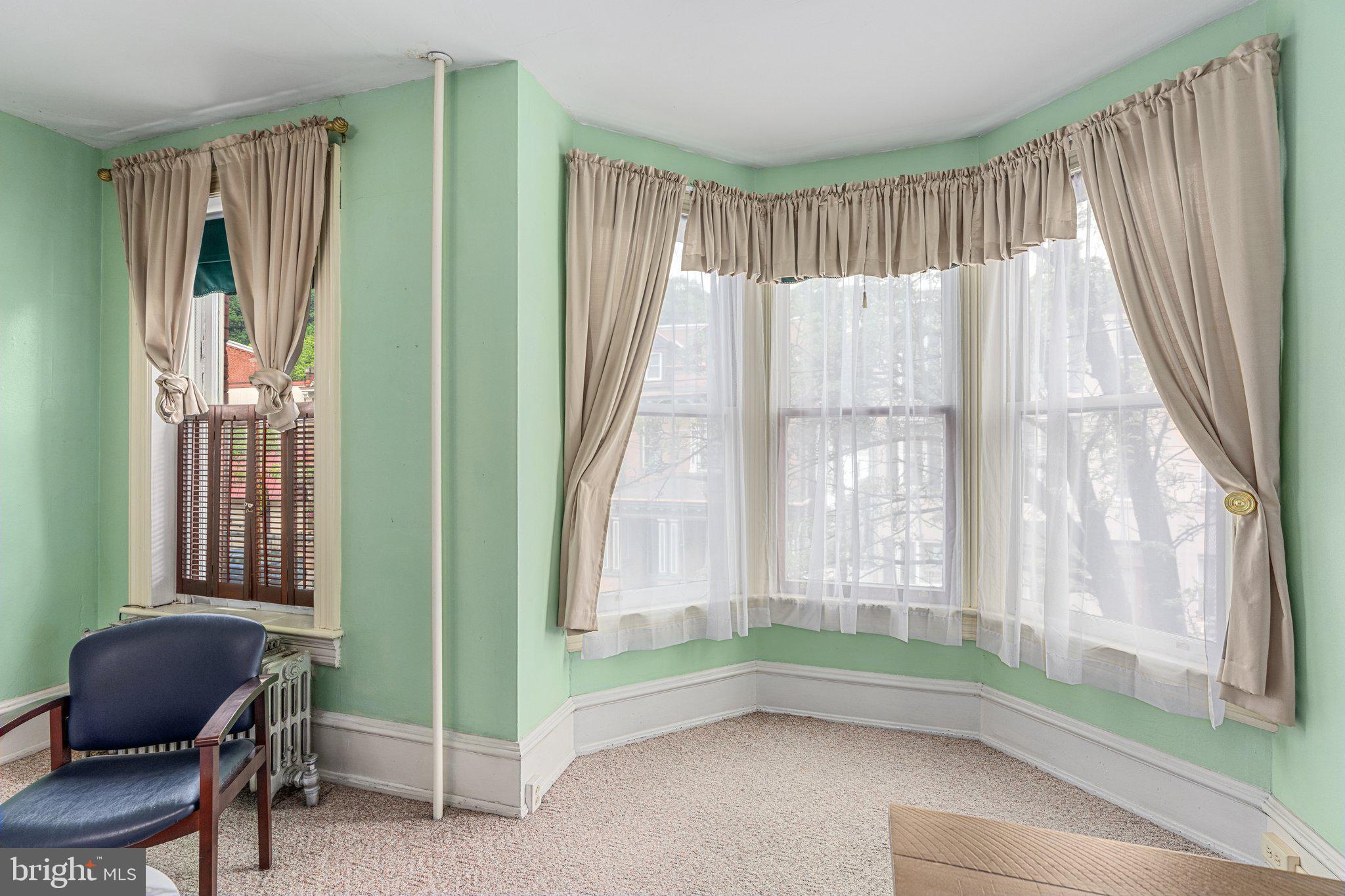 GARFIELD SQUARE - Residential