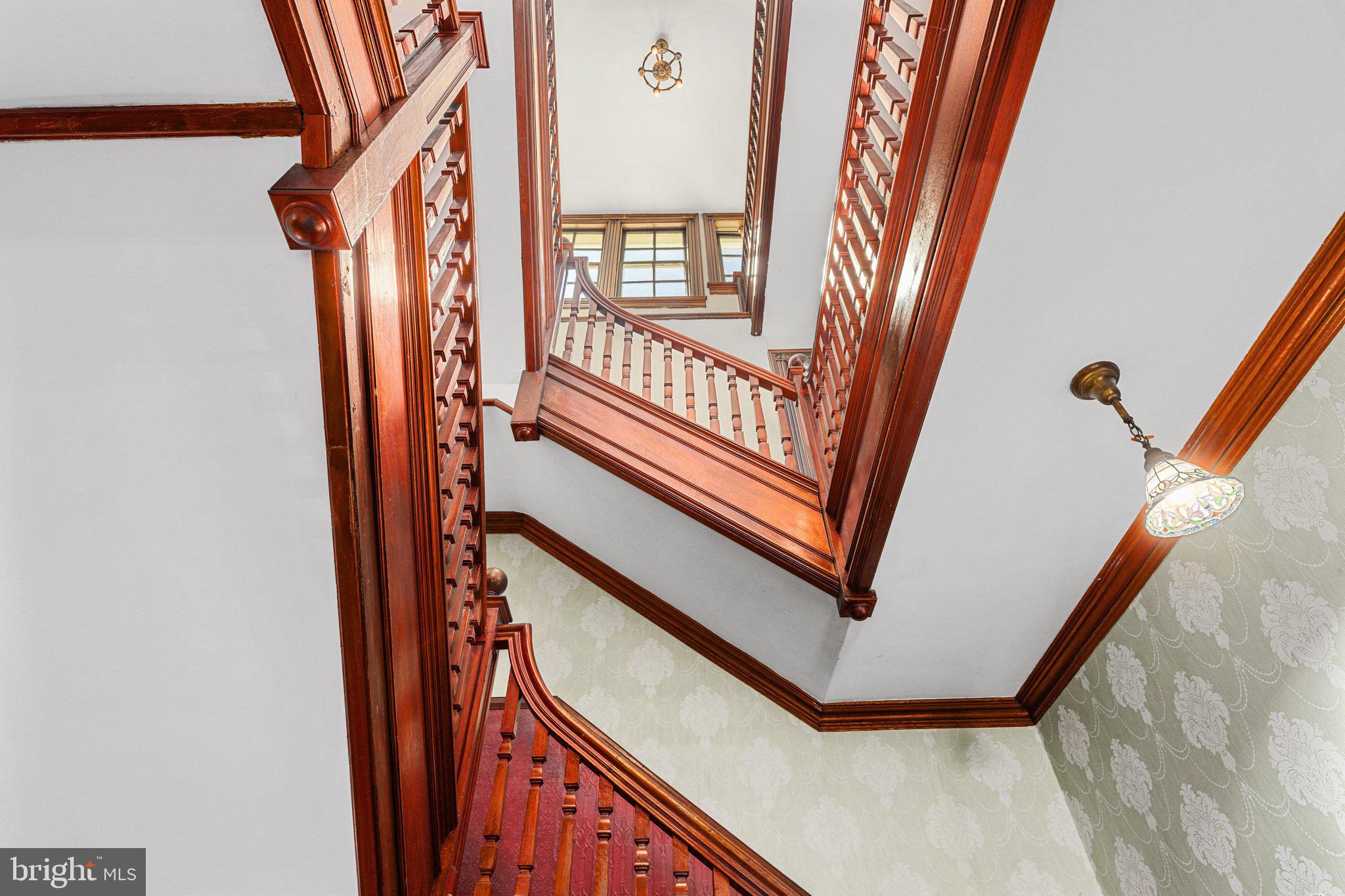 GARFIELD SQUARE - Residential