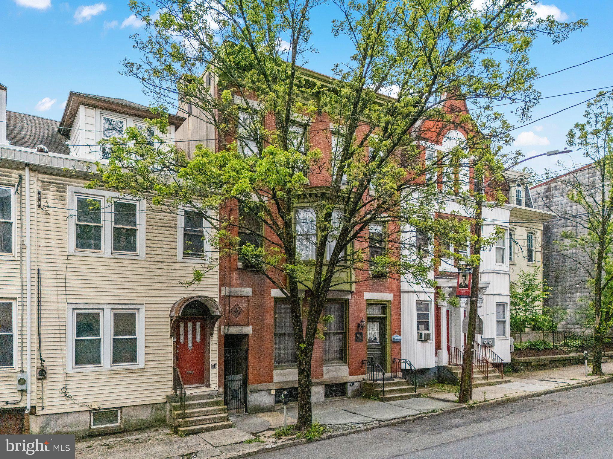 GARFIELD SQUARE - Residential