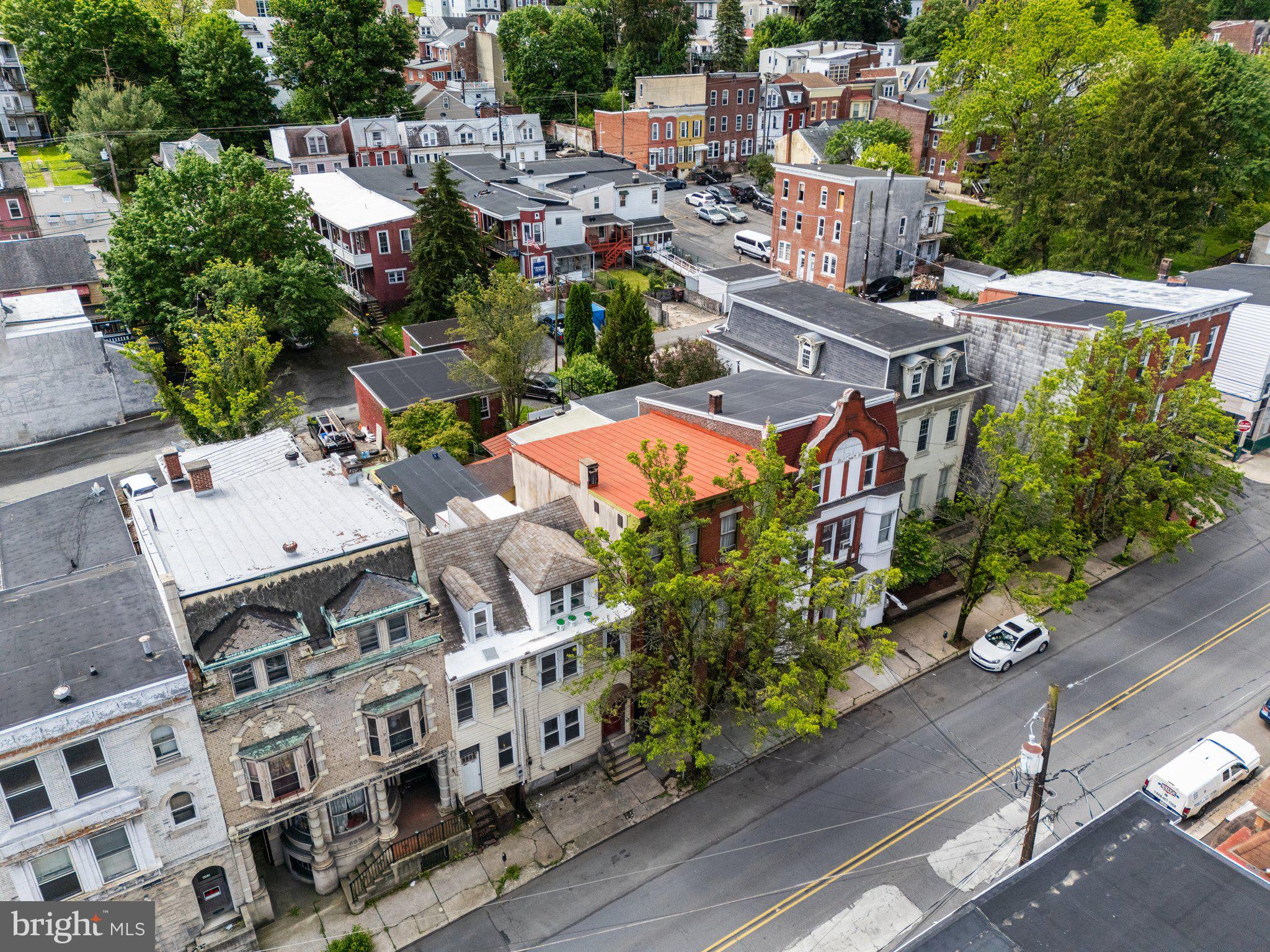 GARFIELD SQUARE - Residential