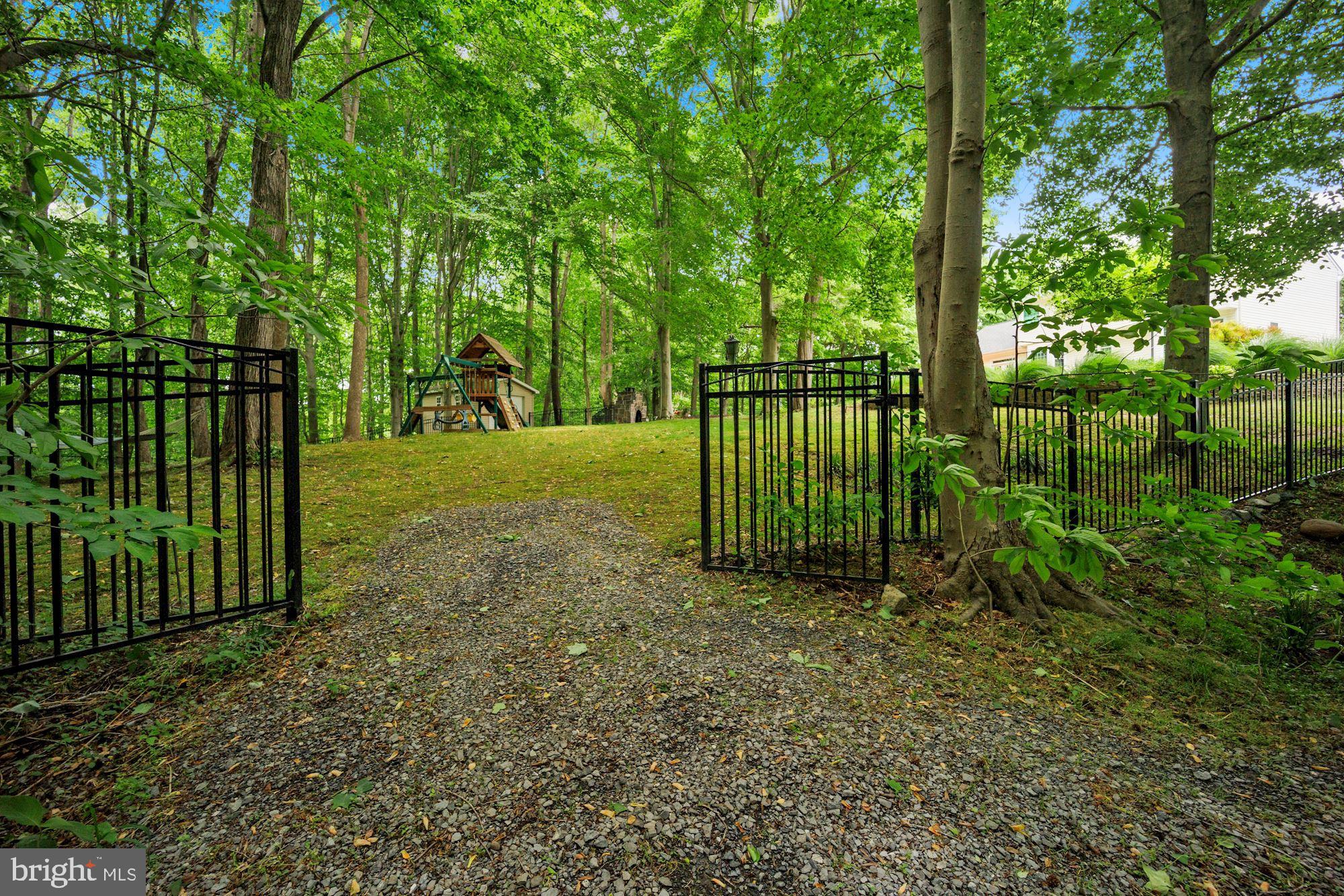 GRAYSTONE ESTATES - Residential