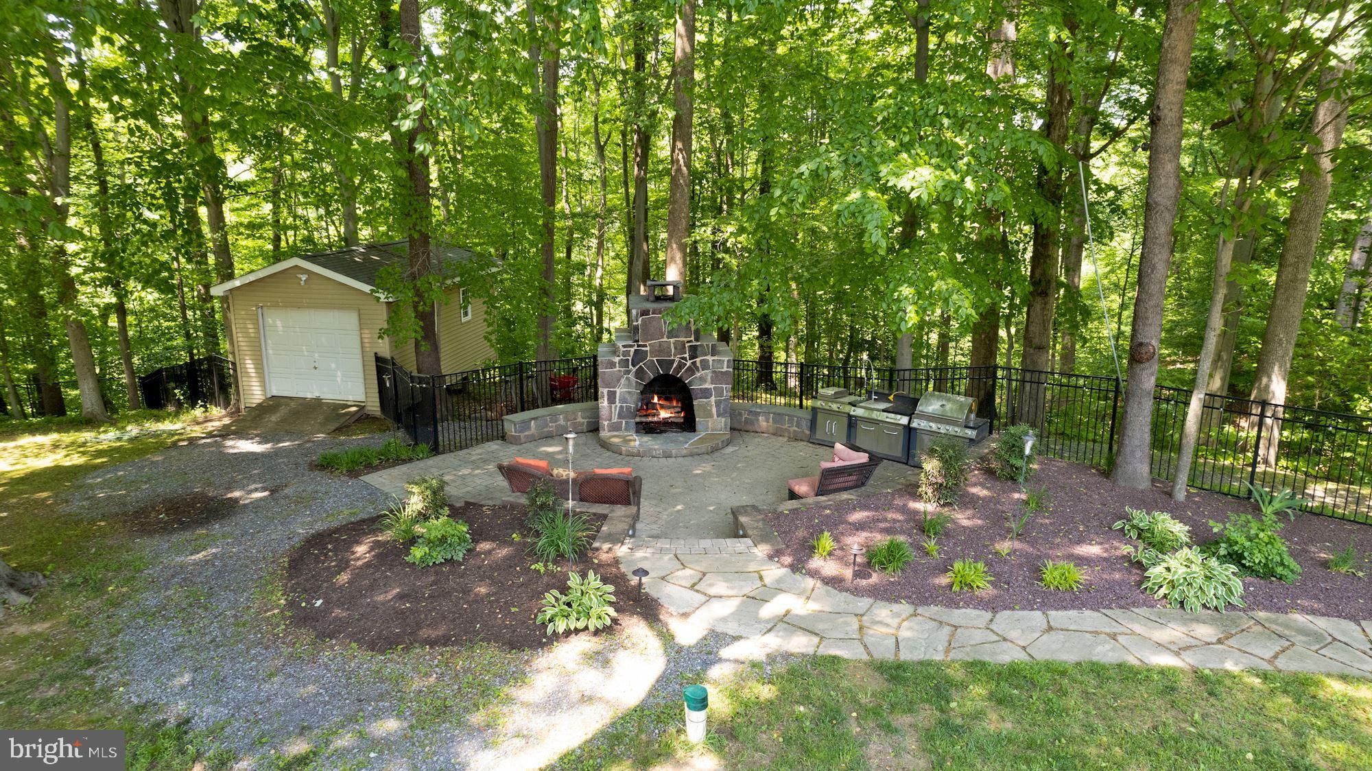 GRAYSTONE ESTATES - Residential