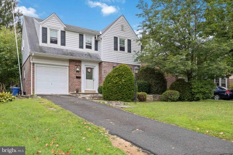 Photo of 2016 Moreland Road, ABINGTON, PA 19001 (MLS # PAMC2194774)