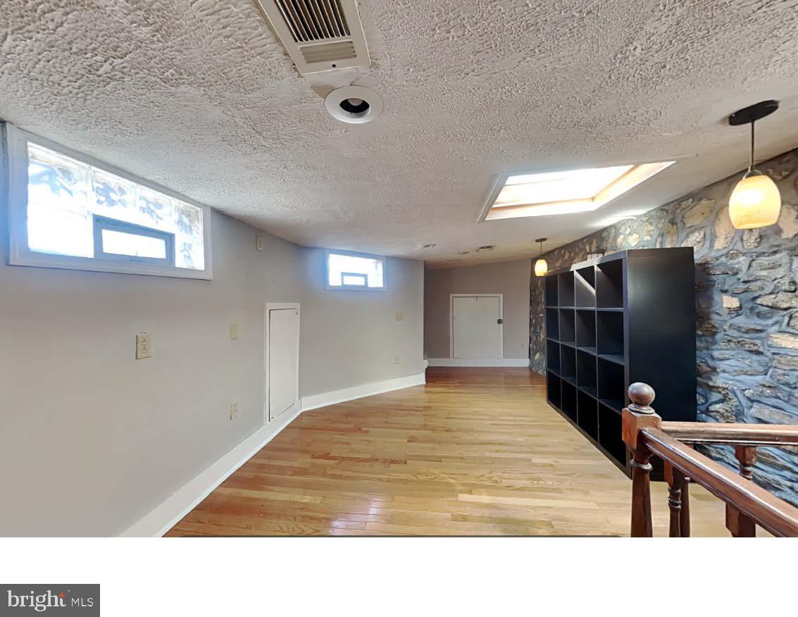 CEDAR PARK - Residential Income