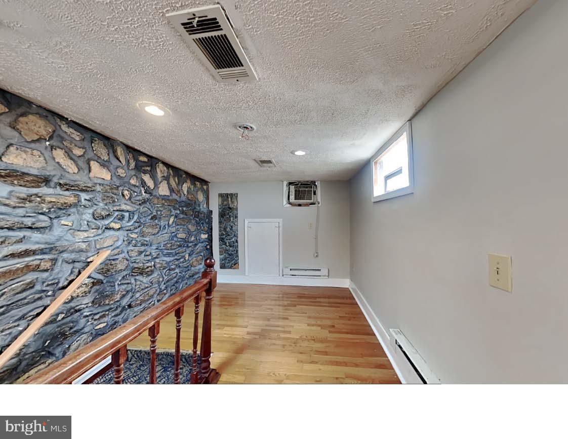 CEDAR PARK - Residential Income