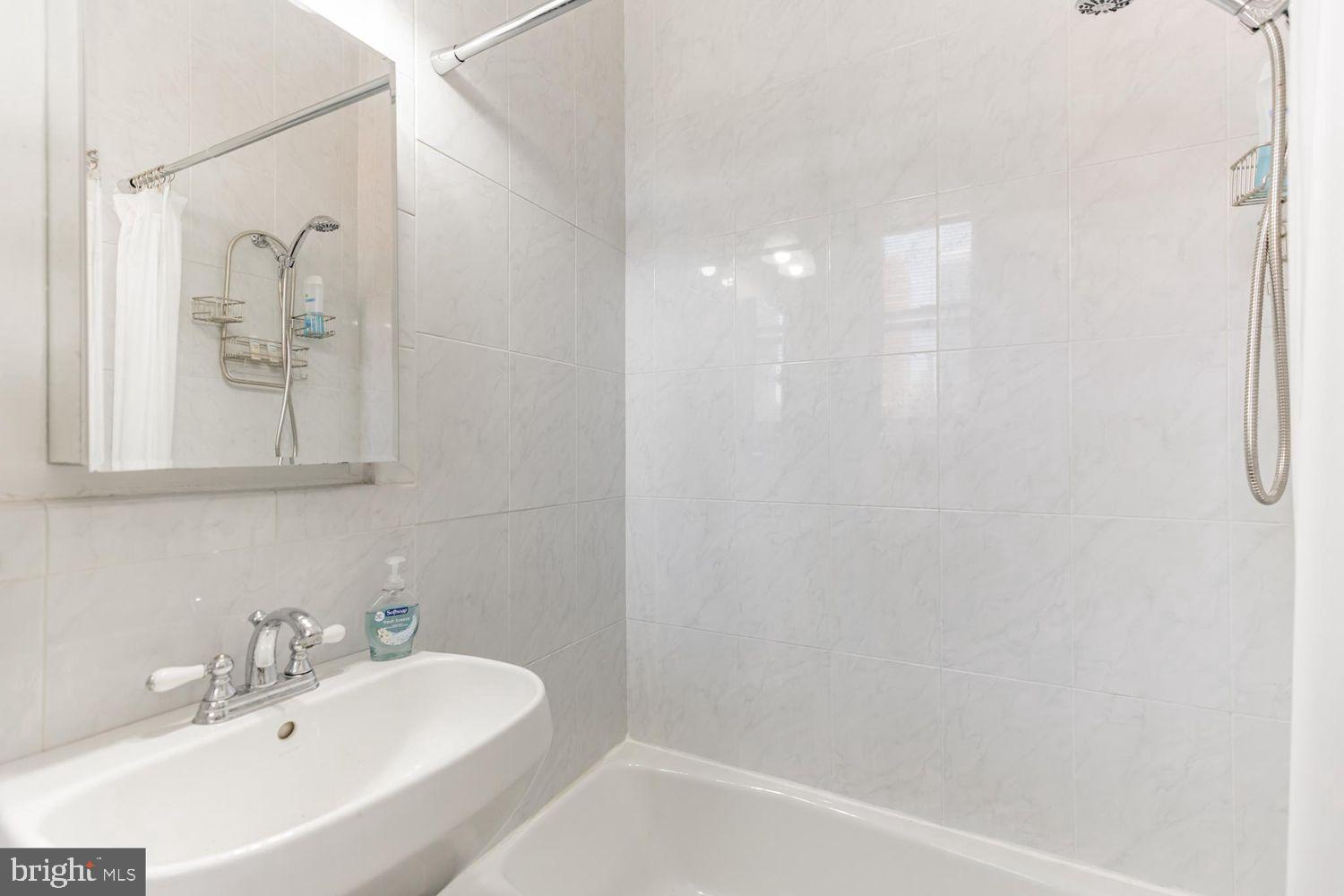 WASHINGTON SQ WEST - Residential