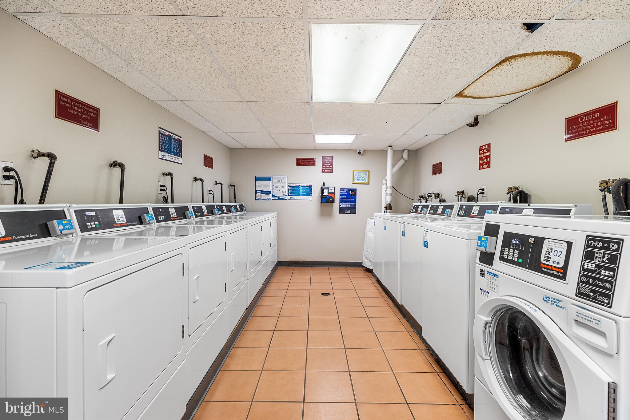 WASHINGTON SQ WEST - Residential