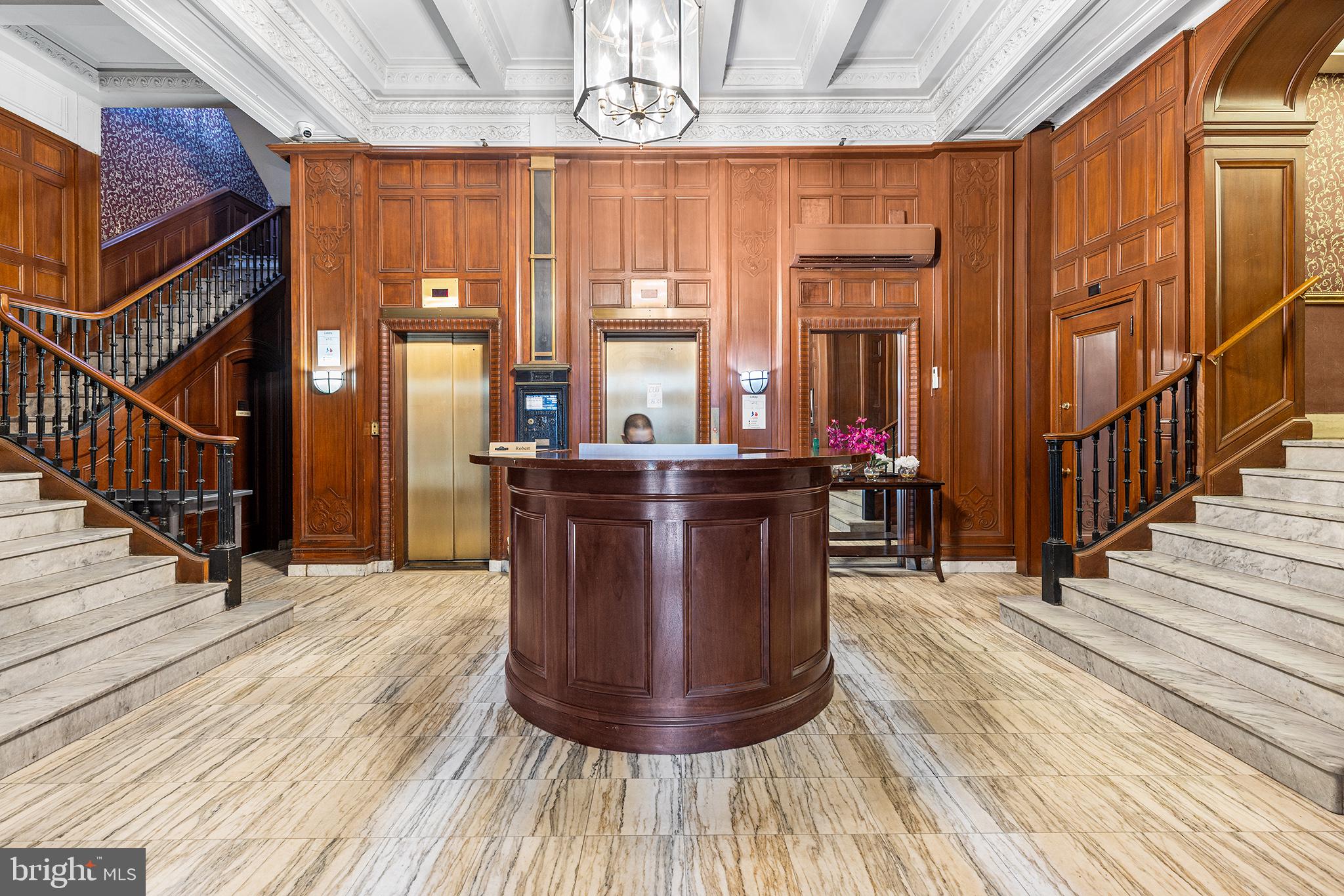 WASHINGTON SQ WEST - Residential