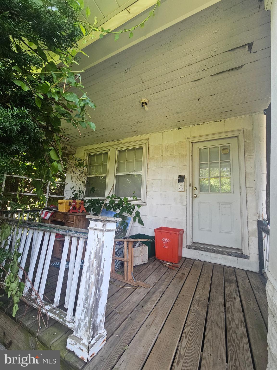 137 HIGH SCHOOL ROAD