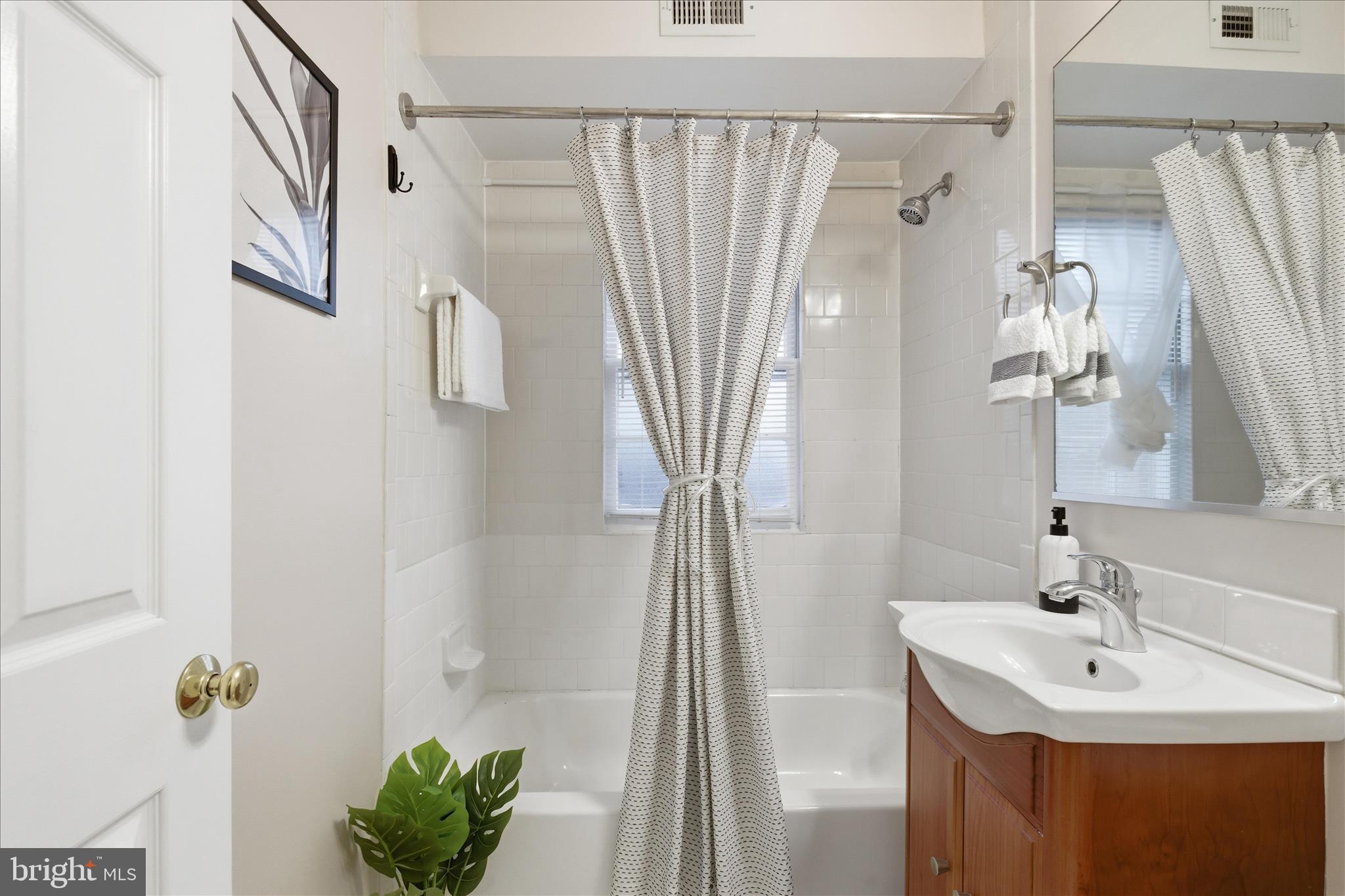 RIVERTON CONDOMINIUMS - Residential