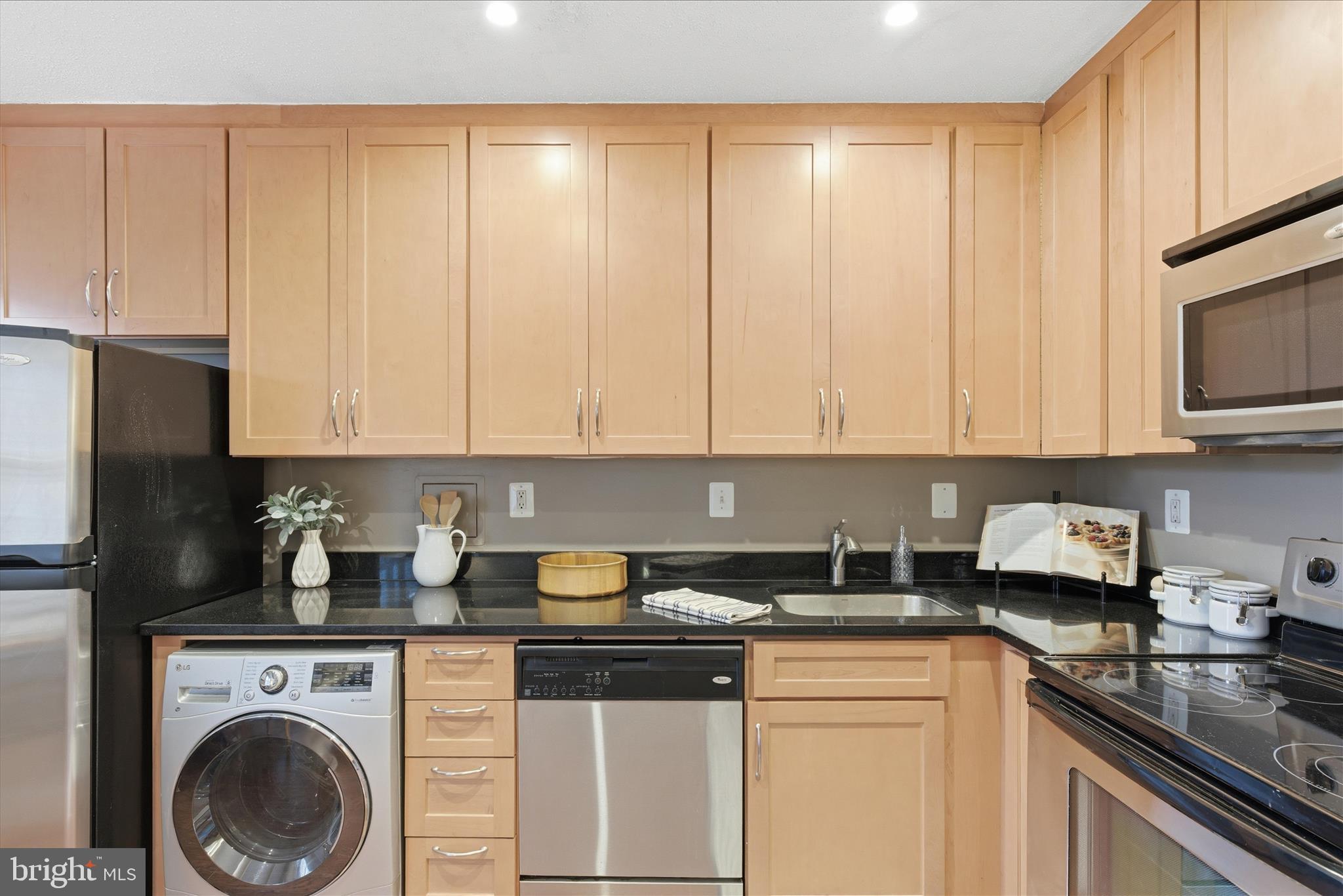 RIVERTON CONDOMINIUMS - Residential