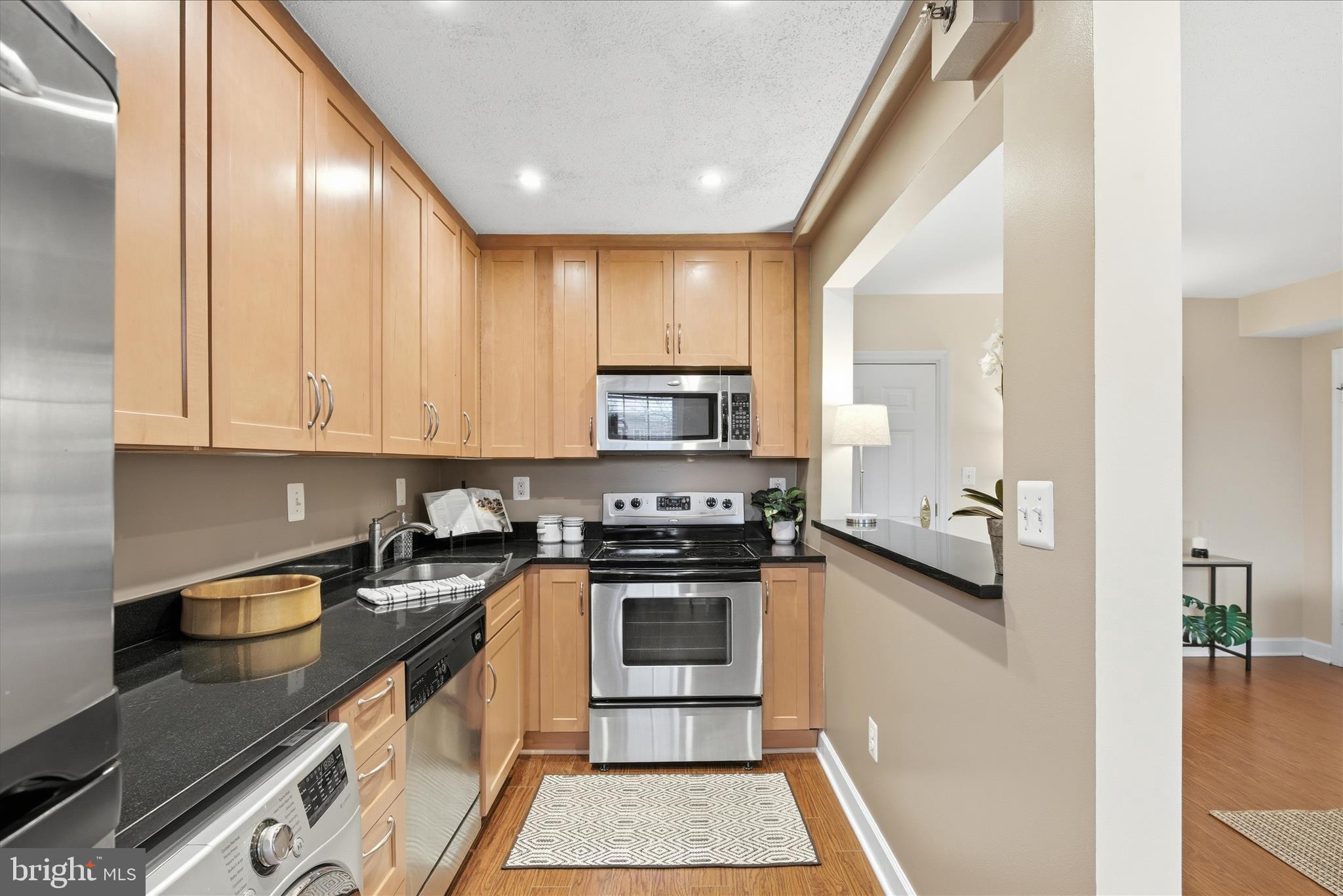 RIVERTON CONDOMINIUMS - Residential