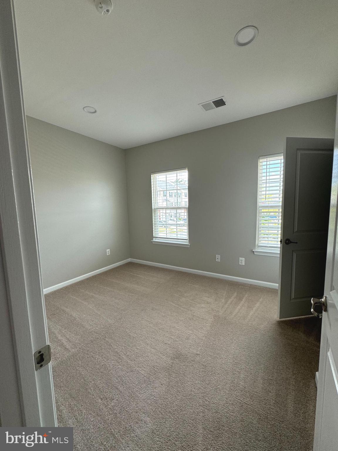 RAPPAHANNOCK LANDING - Residential Lease