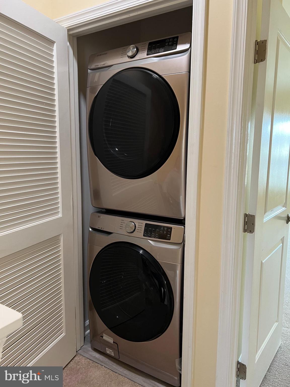 RAPPAHANNOCK LANDING - Residential Lease