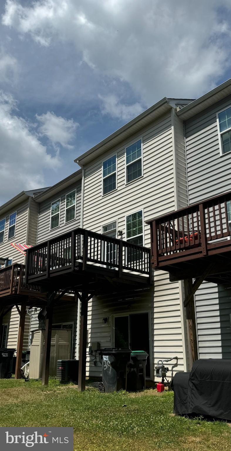 RAPPAHANNOCK LANDING - Residential Lease