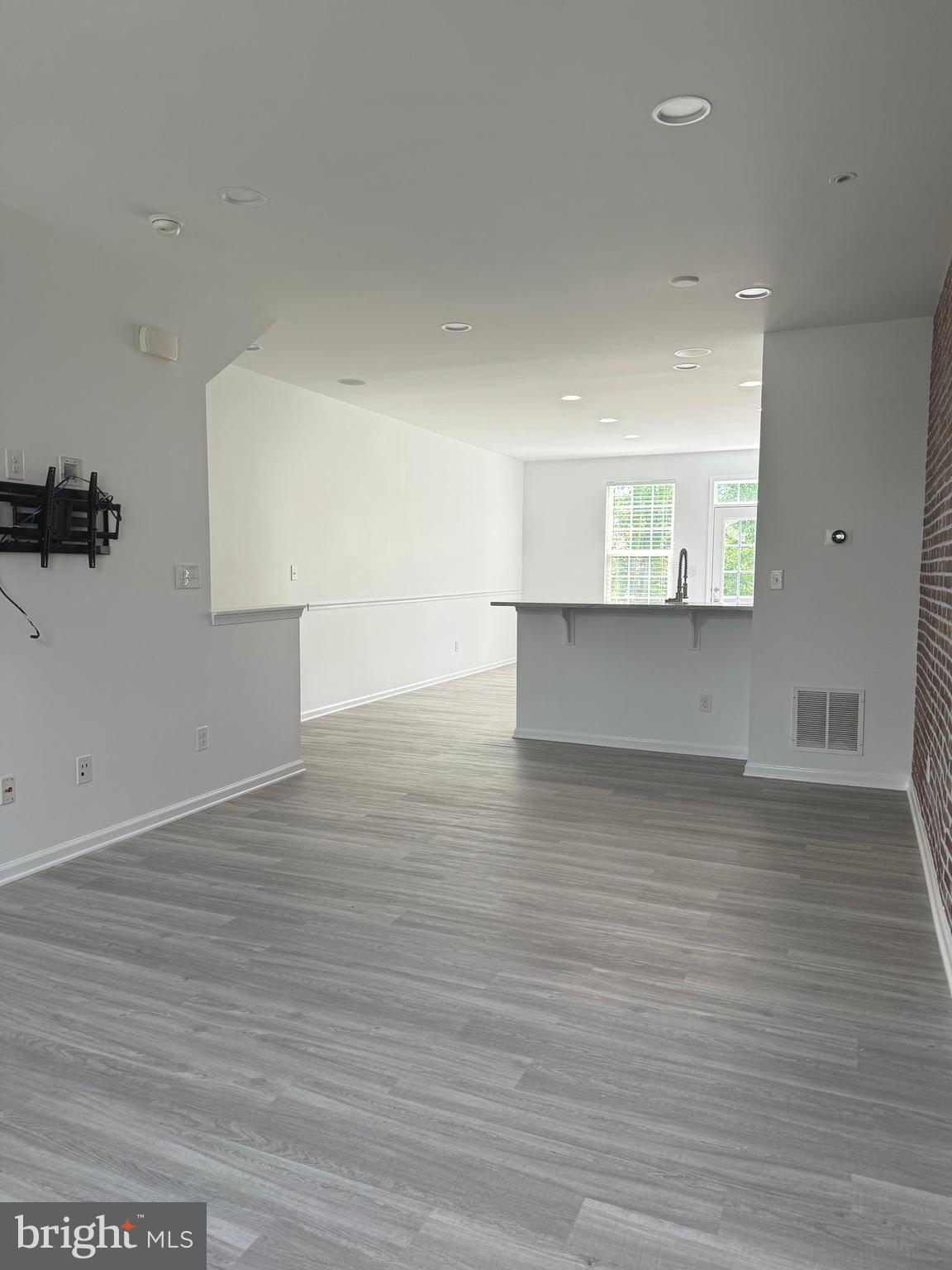 RAPPAHANNOCK LANDING - Residential Lease