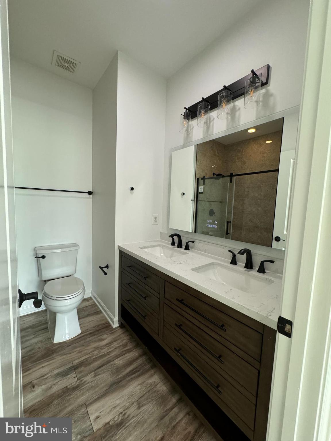 RAPPAHANNOCK LANDING - Residential Lease