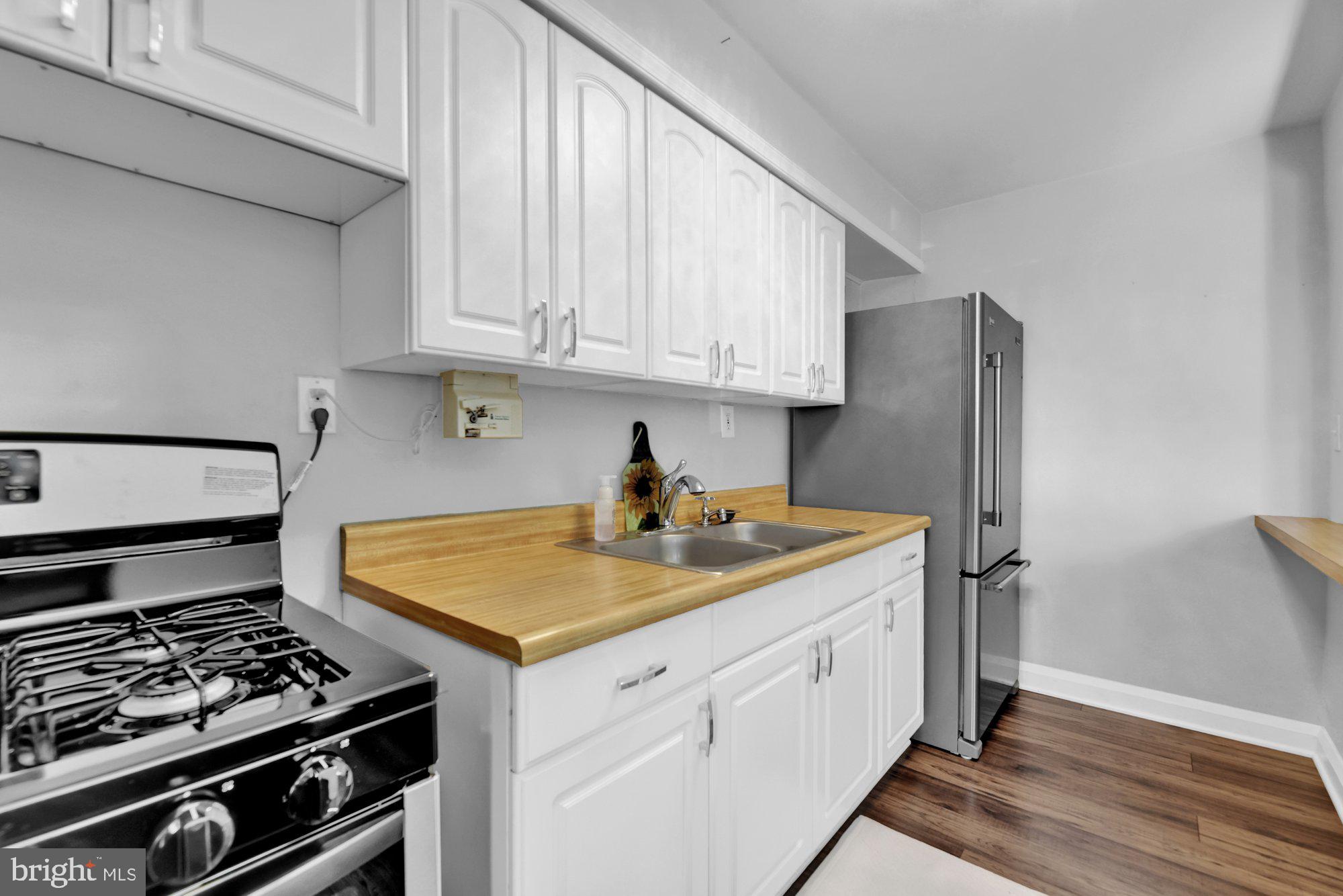 PHILADELPHIA HEIGHTS - Residential