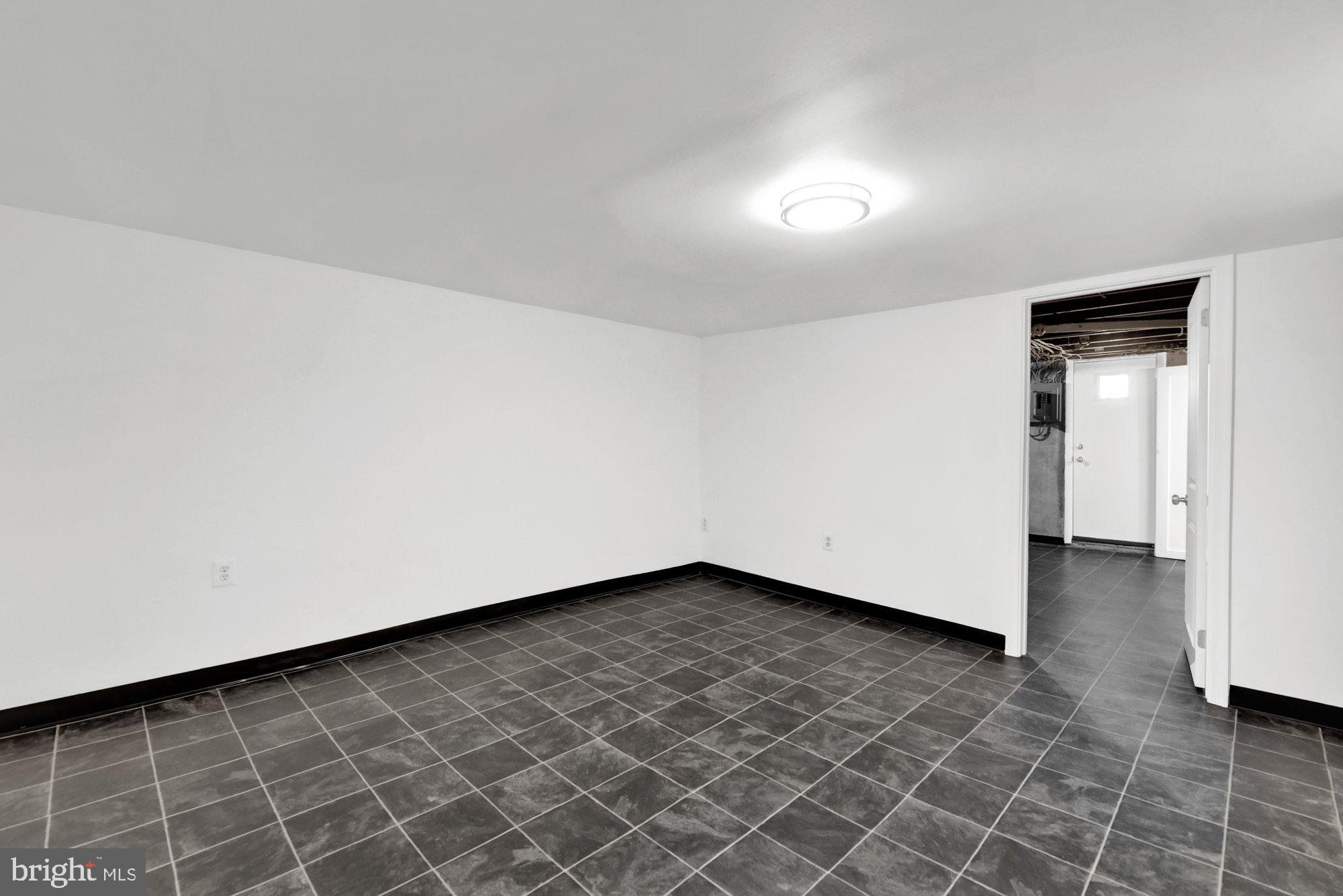 PHILADELPHIA HEIGHTS - Residential